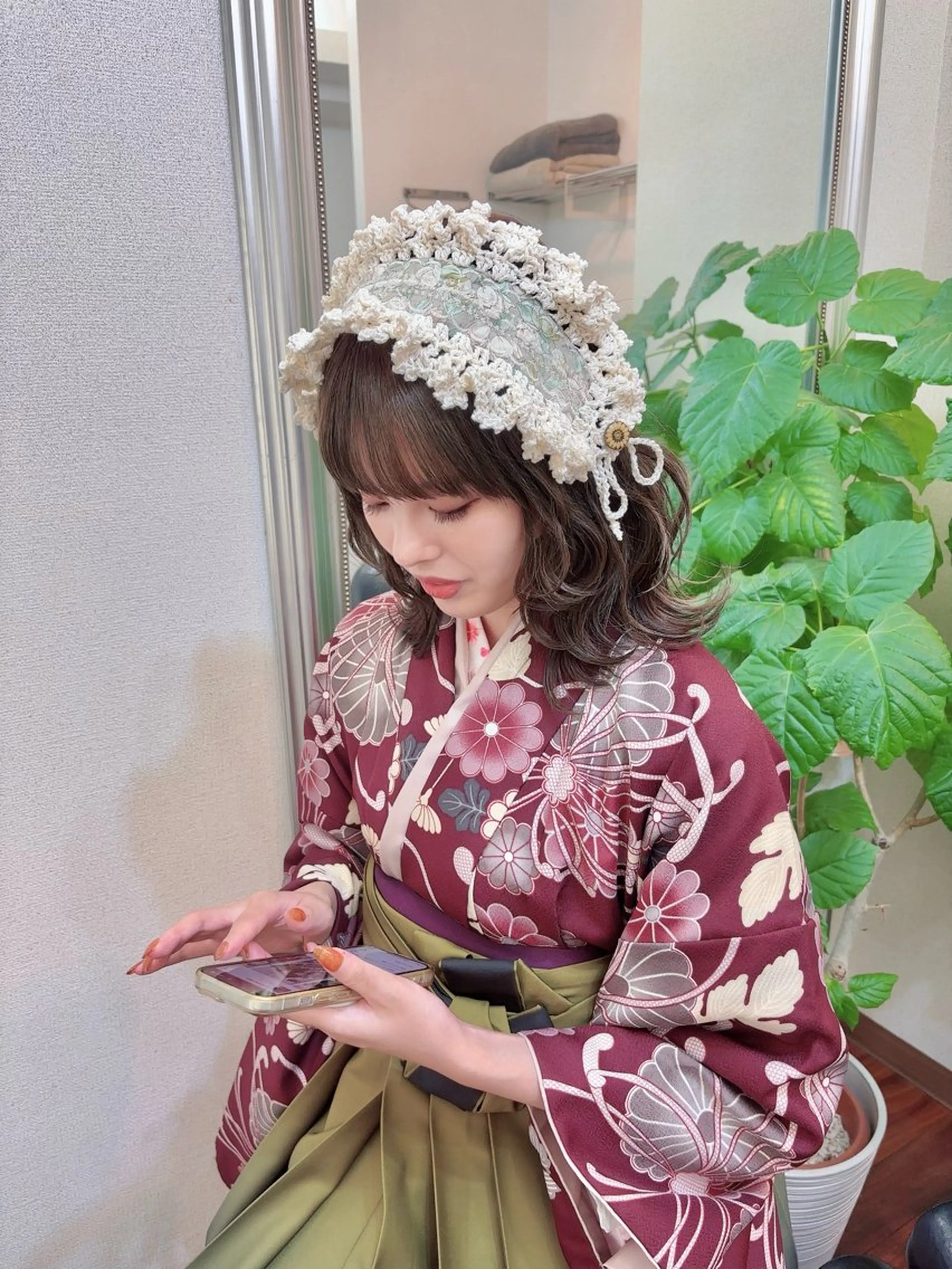 ミディアム カラー ヘアアレンジ 成人式 結婚式・ブライダル ベージュカラー オリーブベージュ 卒業式のヘアスタイル ヘアセット 隠れ家サロンso you所属・yukimi .のヘアスタイル