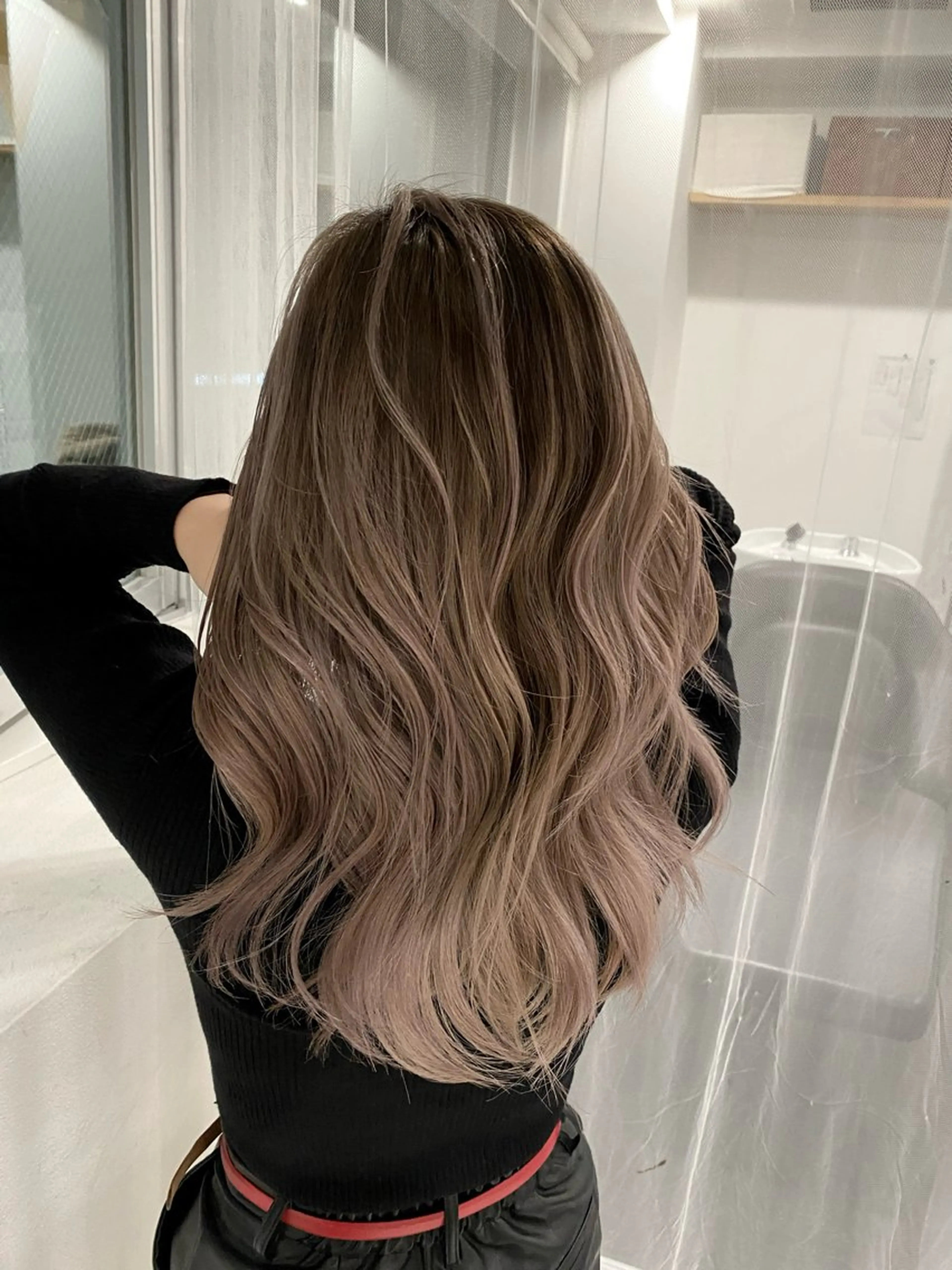 【✨外国人風カラー✨】本格バレイヤージュカラーの写真