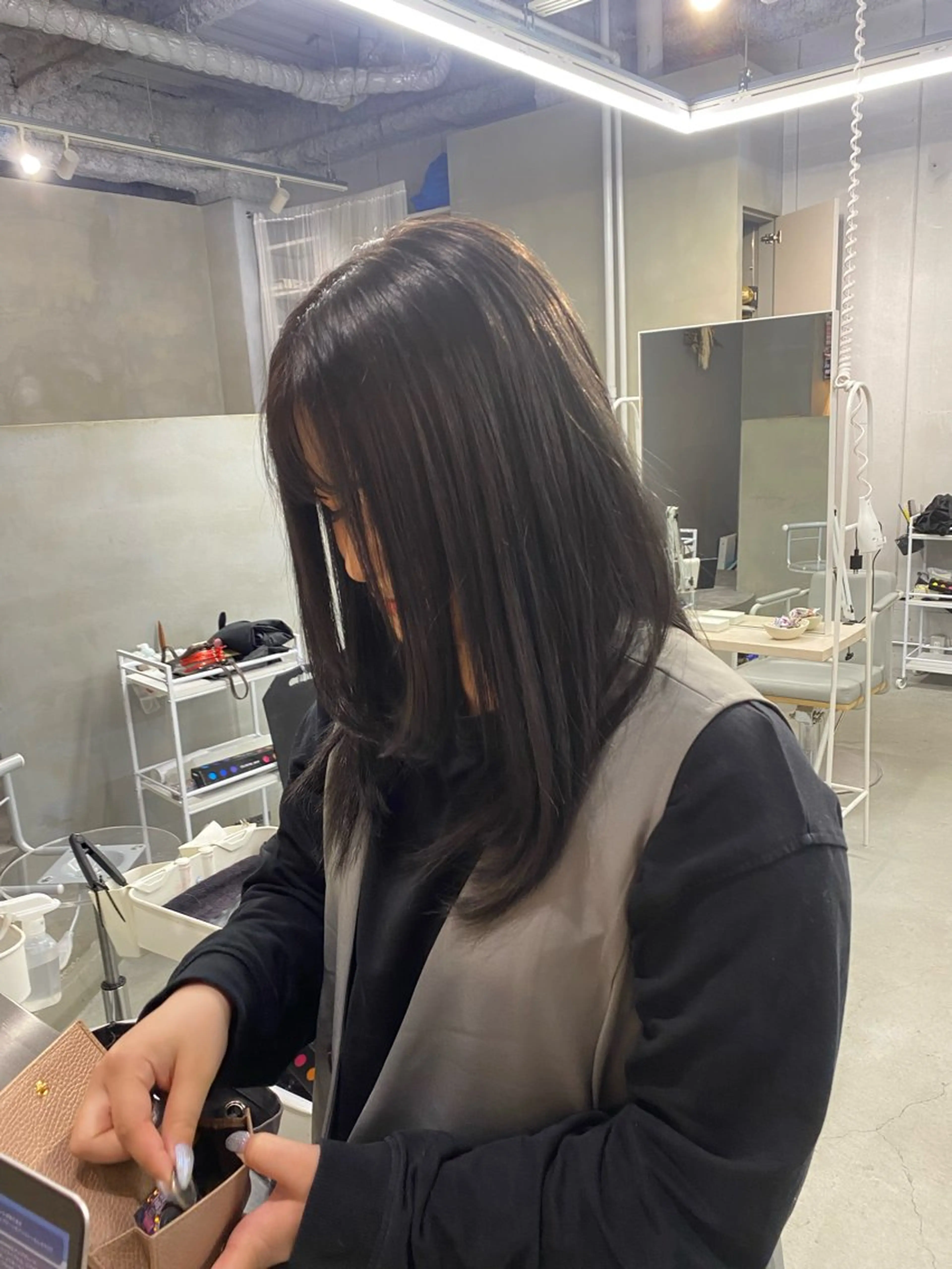 セミロング カラー カット ヘアカラー トリートメント qulim所属・前橋 姫奈のヘアスタイル