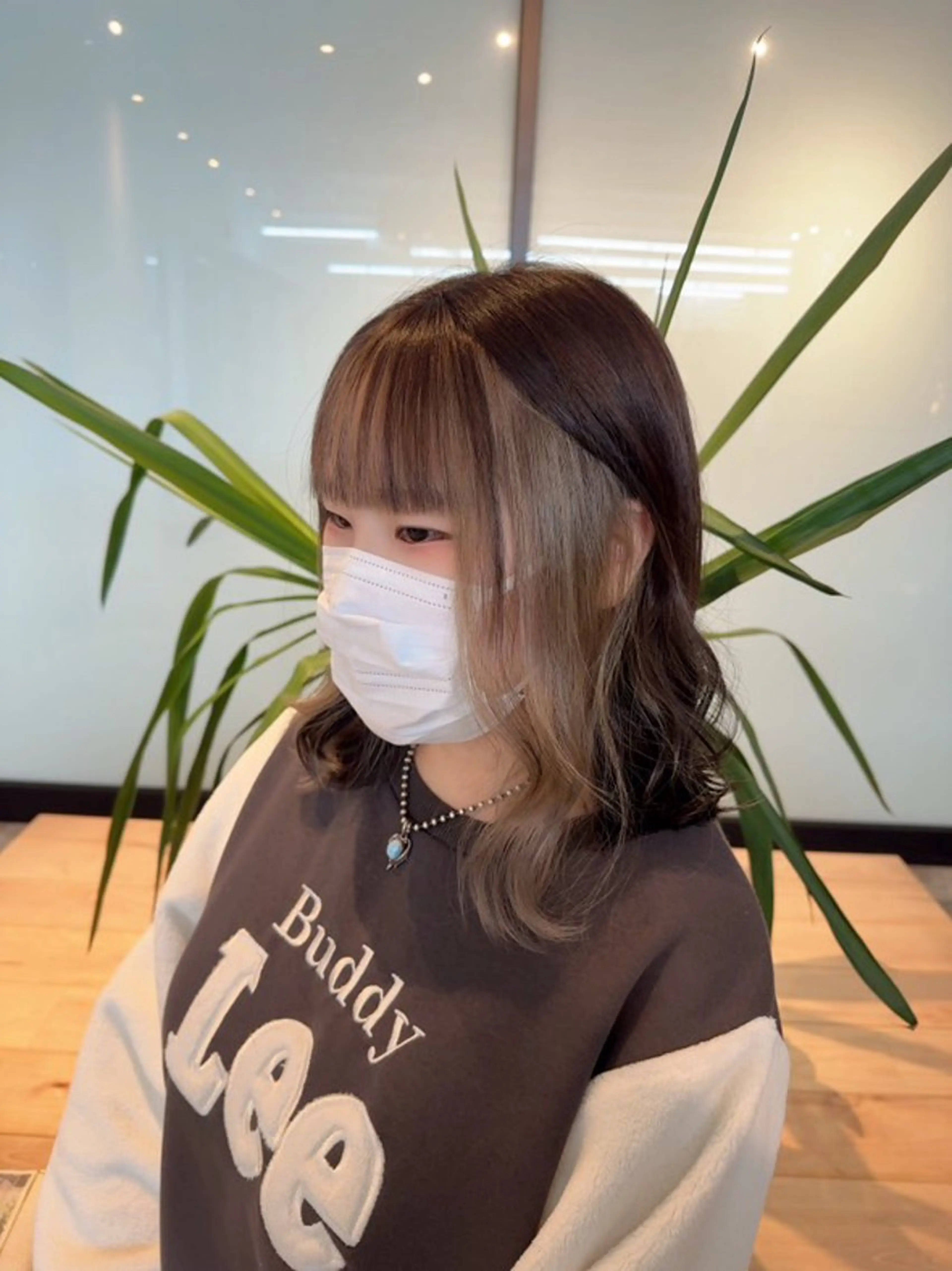 ミディアム ミストバング 蓮田 好良のヘアスタイル