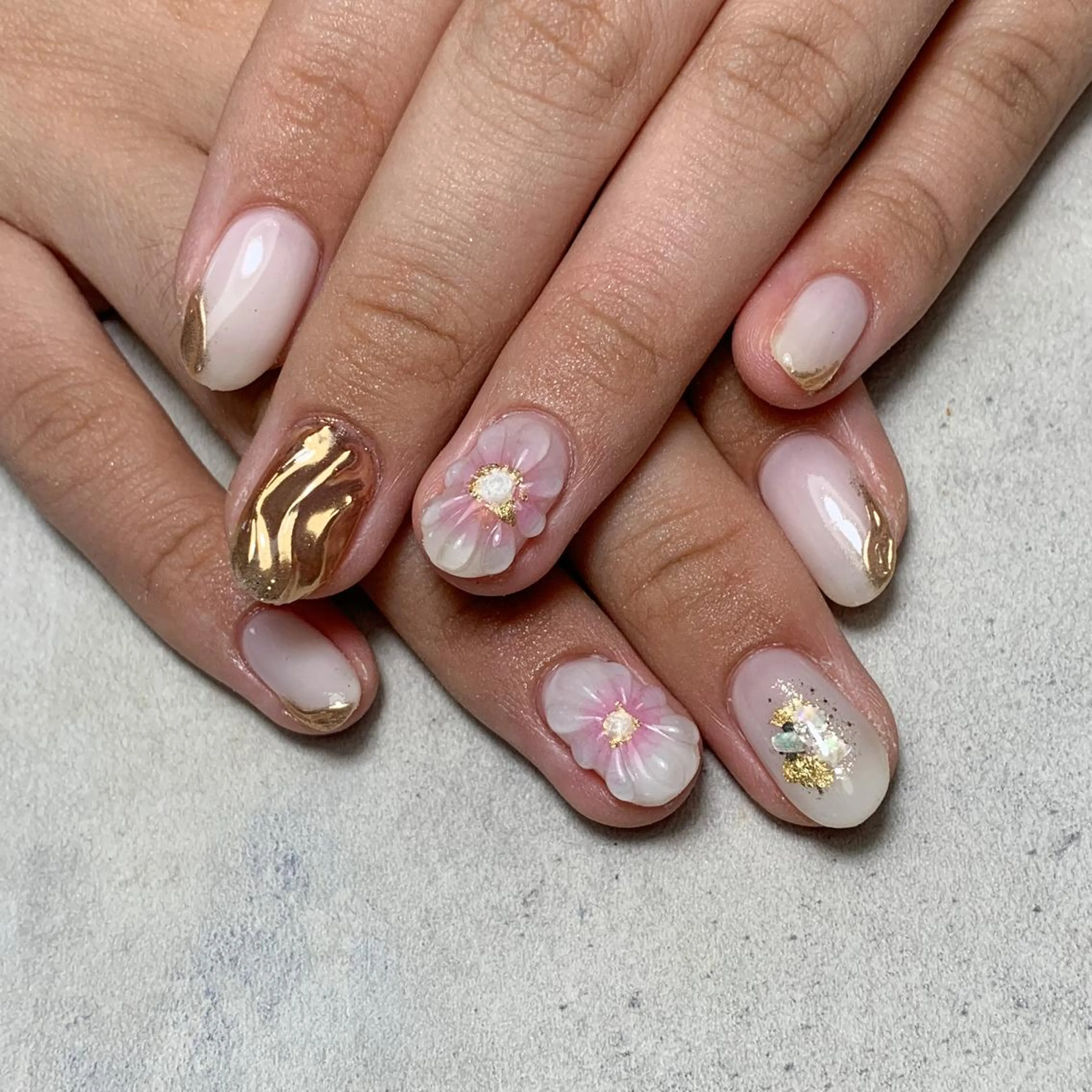 ネイル atelier　FIORITURA所属・FIORITURA aiのネイルデザイン