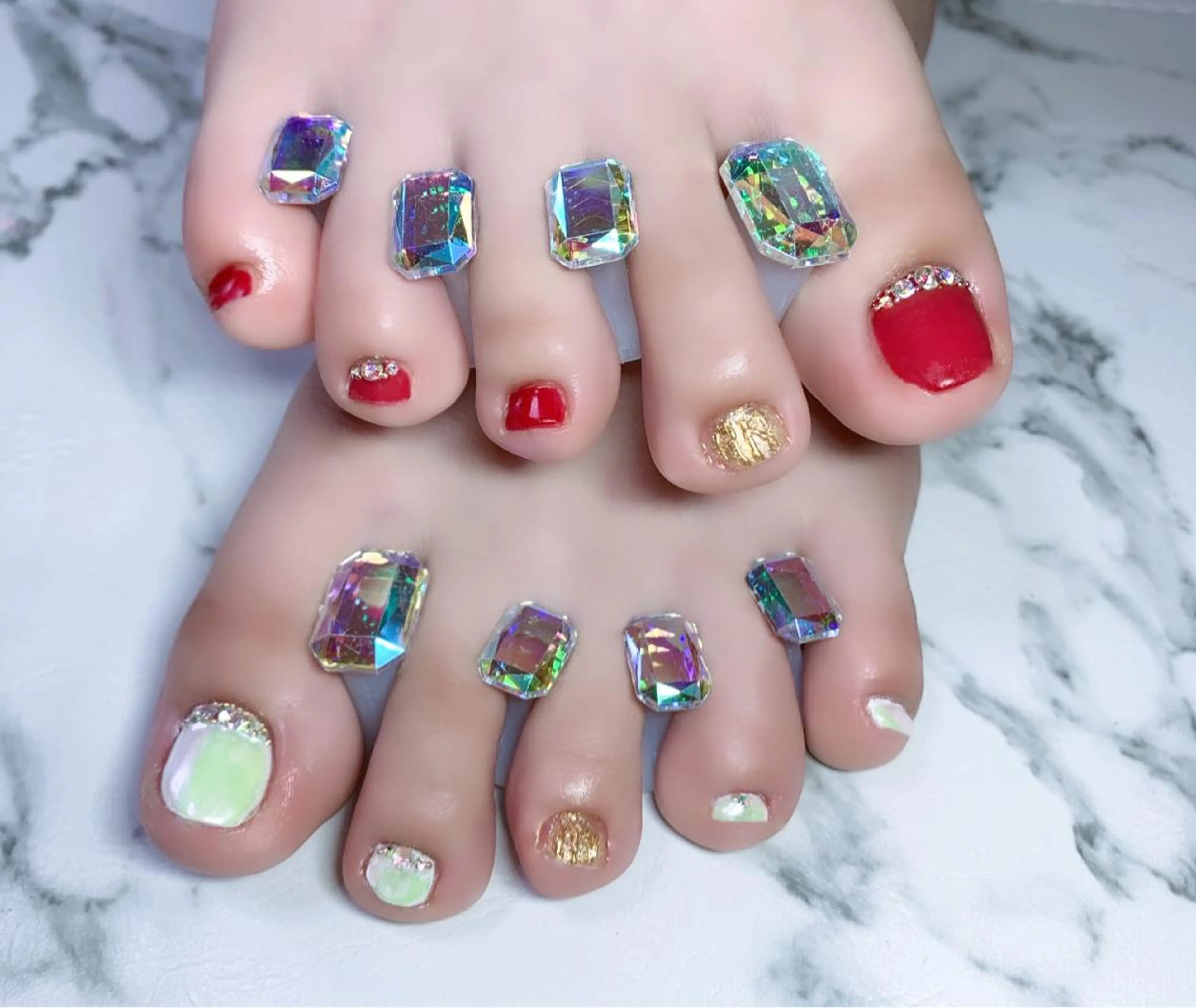 ネイル アニマル柄 アートネイル フットネイル ニュアンスネイル ネイルチップ x.1.0.nail ♡Cのネイルデザイン