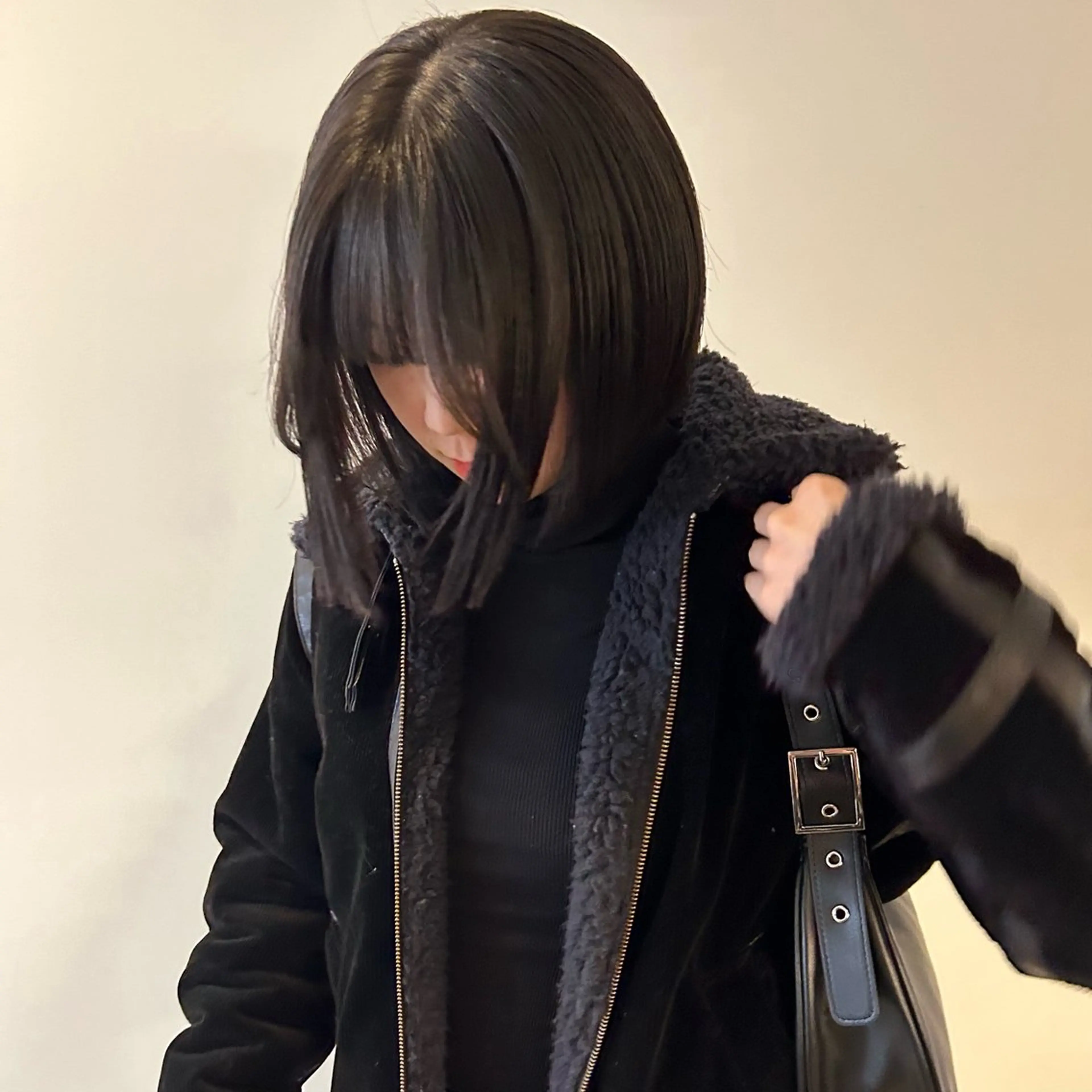 ショート カラー ブリーチ ケアブリーチ 透明感カラー ダブルカラー ブリーチなしカラー nonoka オリーブ/グレージュのヘアスタイル