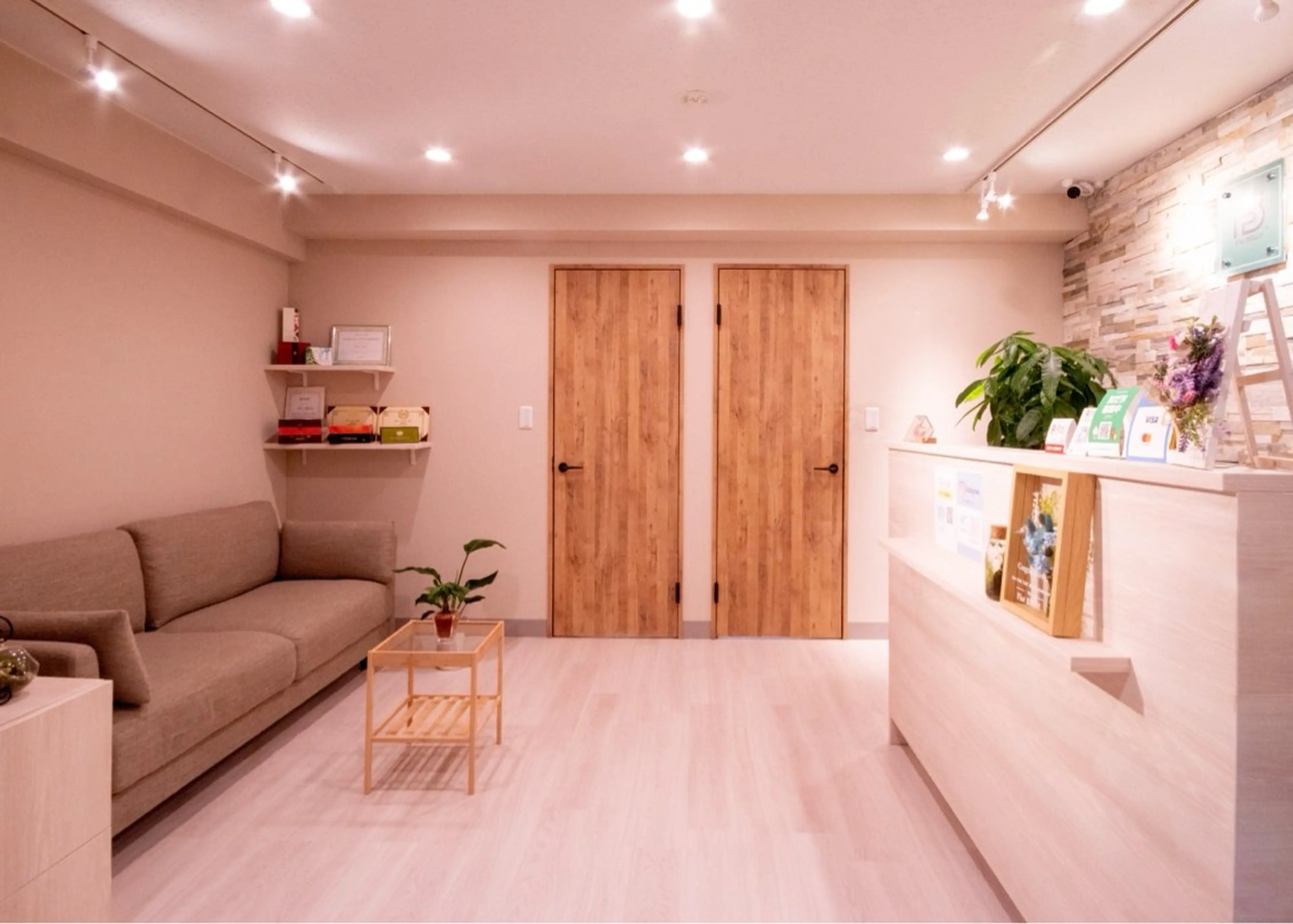 お腹痩せエステ Flat BELLY 恵比寿所属・【腸もみ/冷却痩身】 お腹エステ/恵比寿のエステ・リラクイメージ