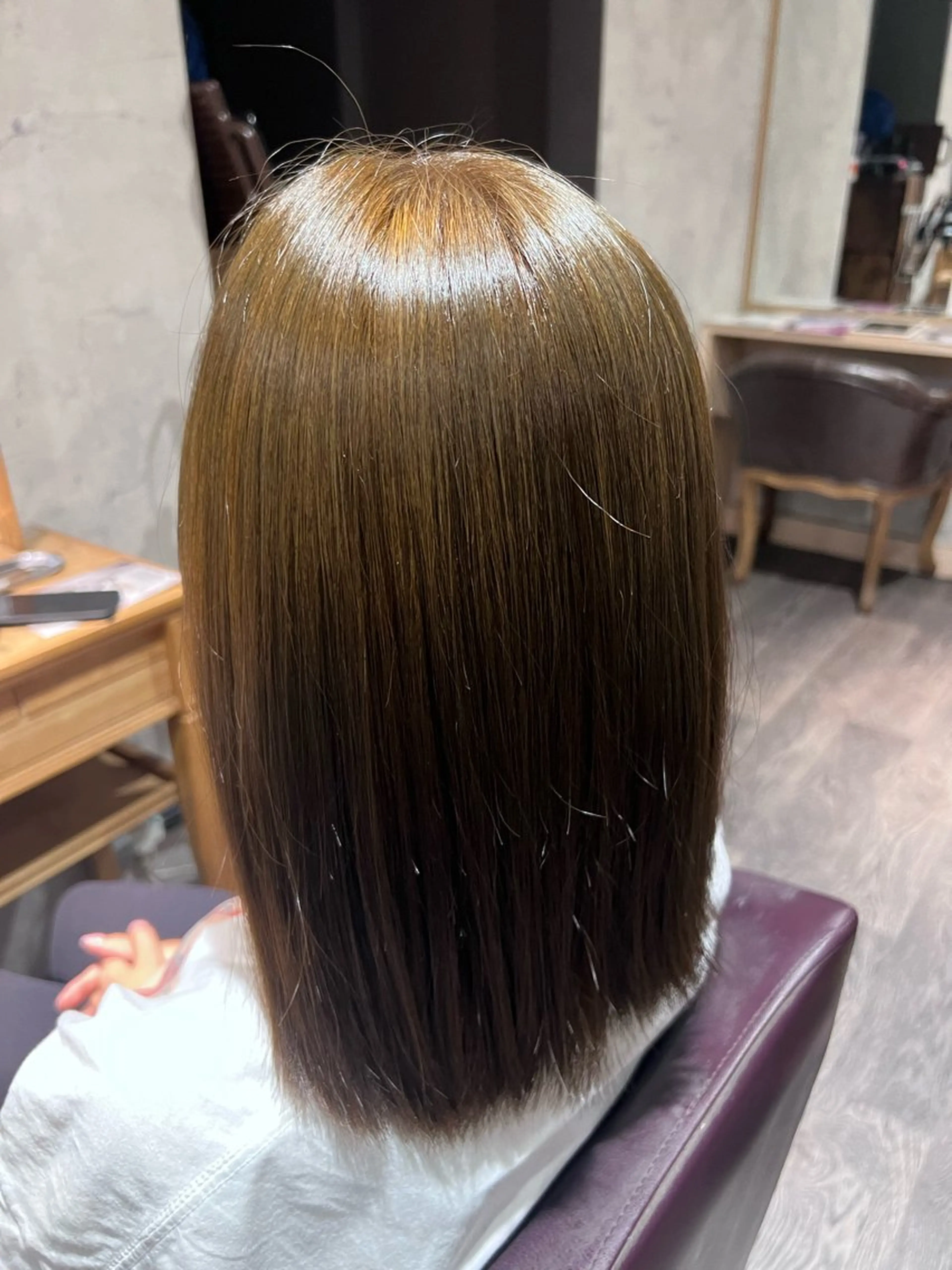 ミディアム ⚡️ エマ🥑のヘアスタイル