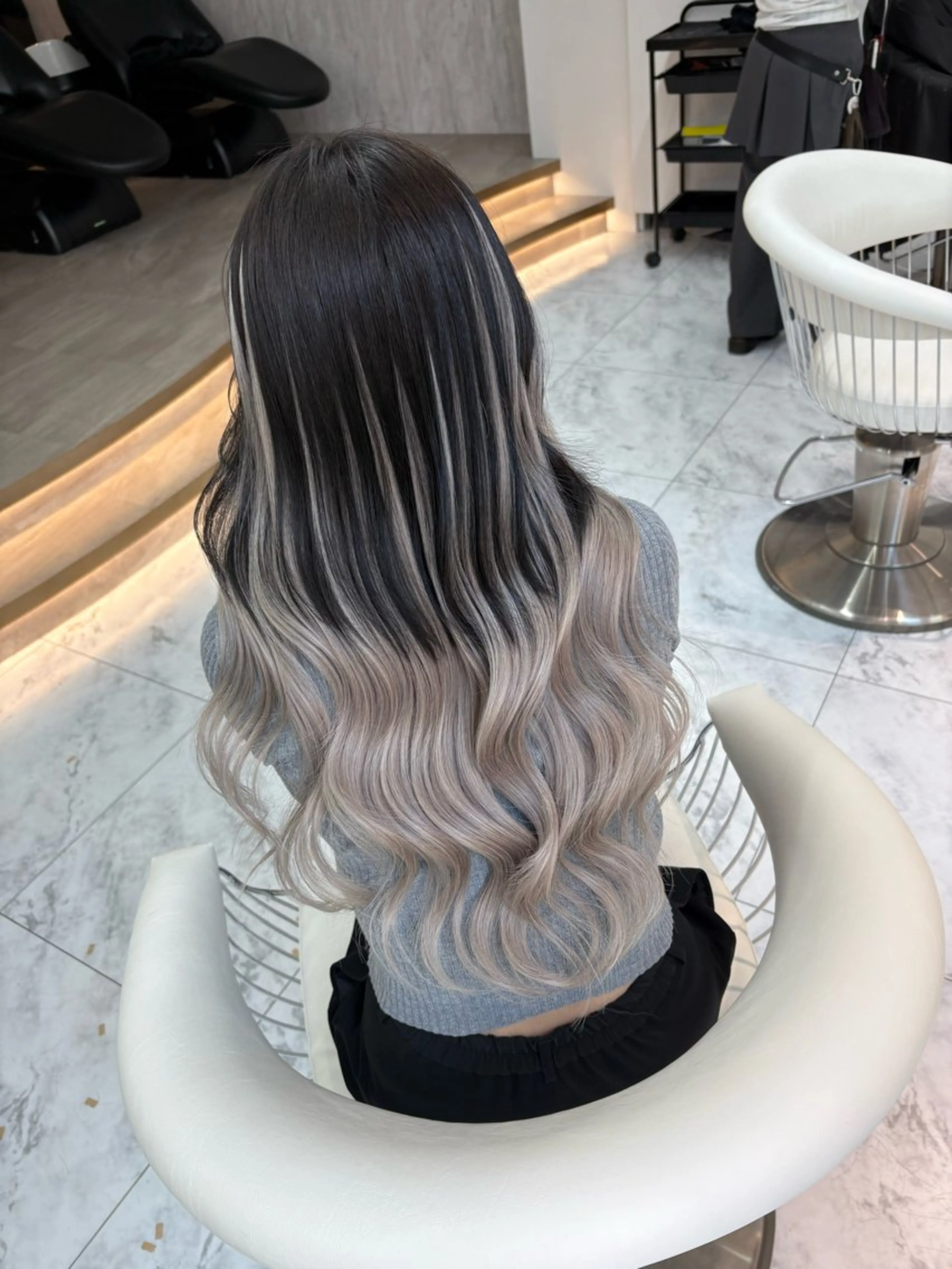 【🌈✨ ミニモ特別キャンペーン本数無関係 🌈✨】《60〜80本》一律料金 国内最高峰人毛100%シールエクステの写真