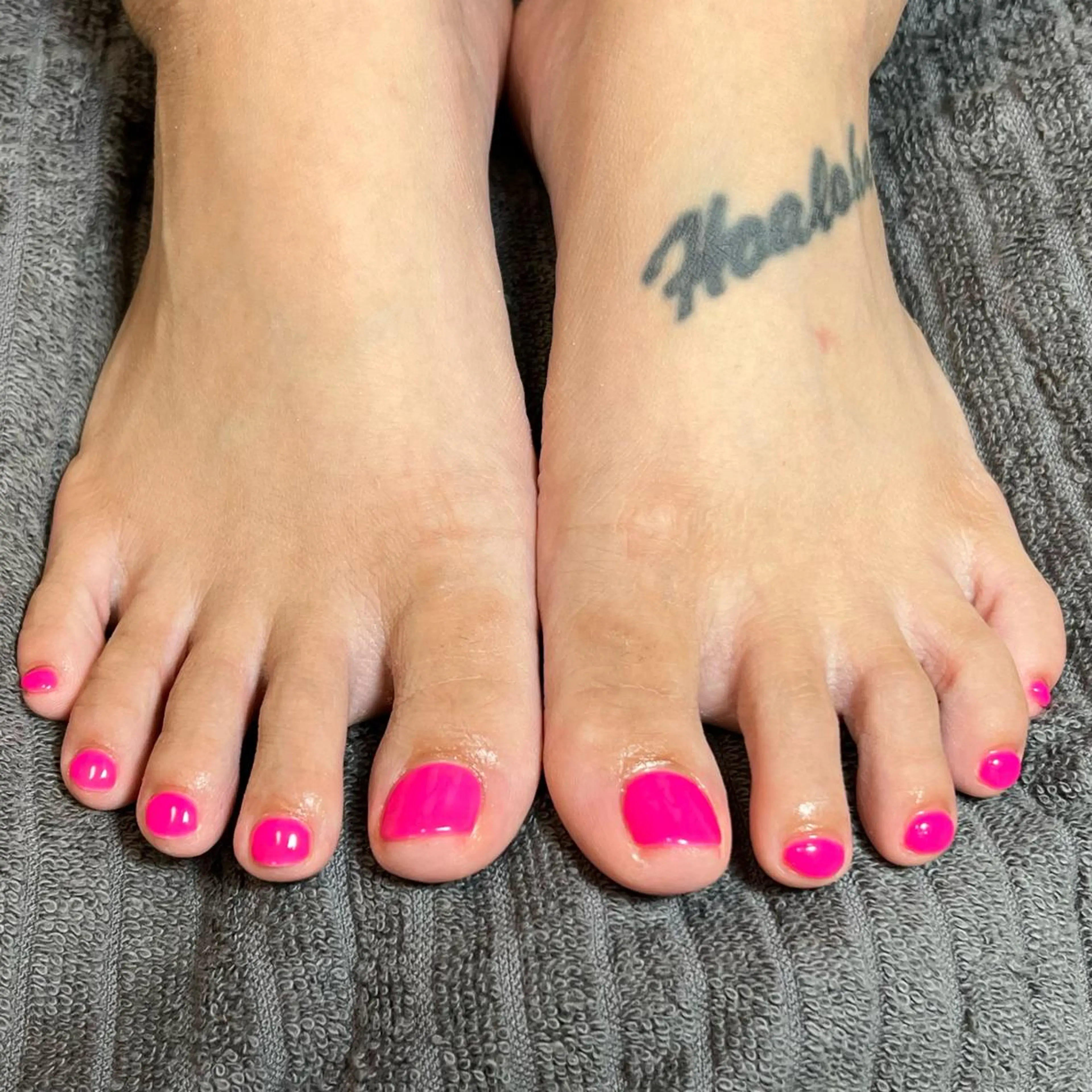 ネイル フットネイル HENRIETTA NAILSALONのネイルデザイン