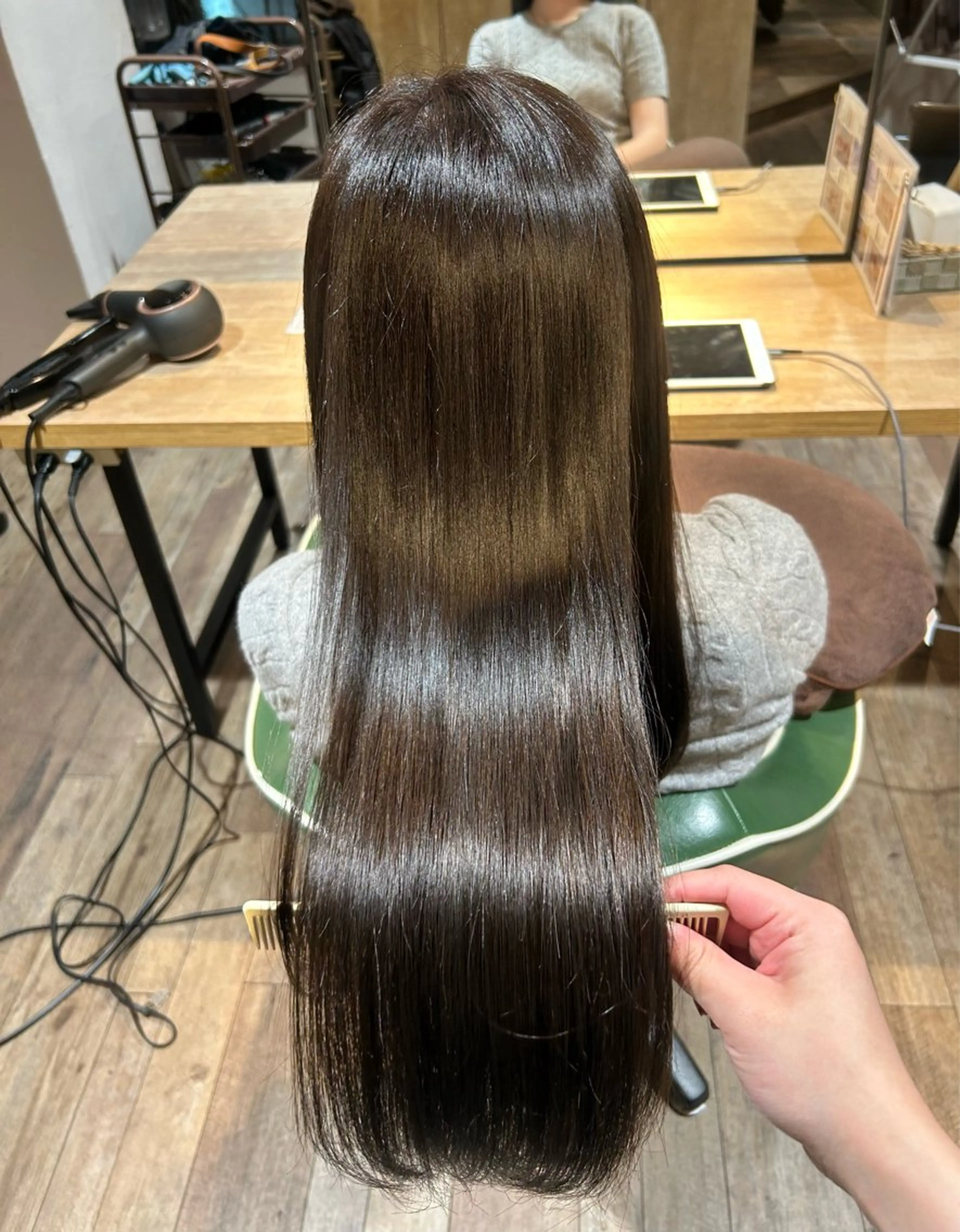 セミロング hair salon e.m.所属・e.m. マヒロのヘアスタイル