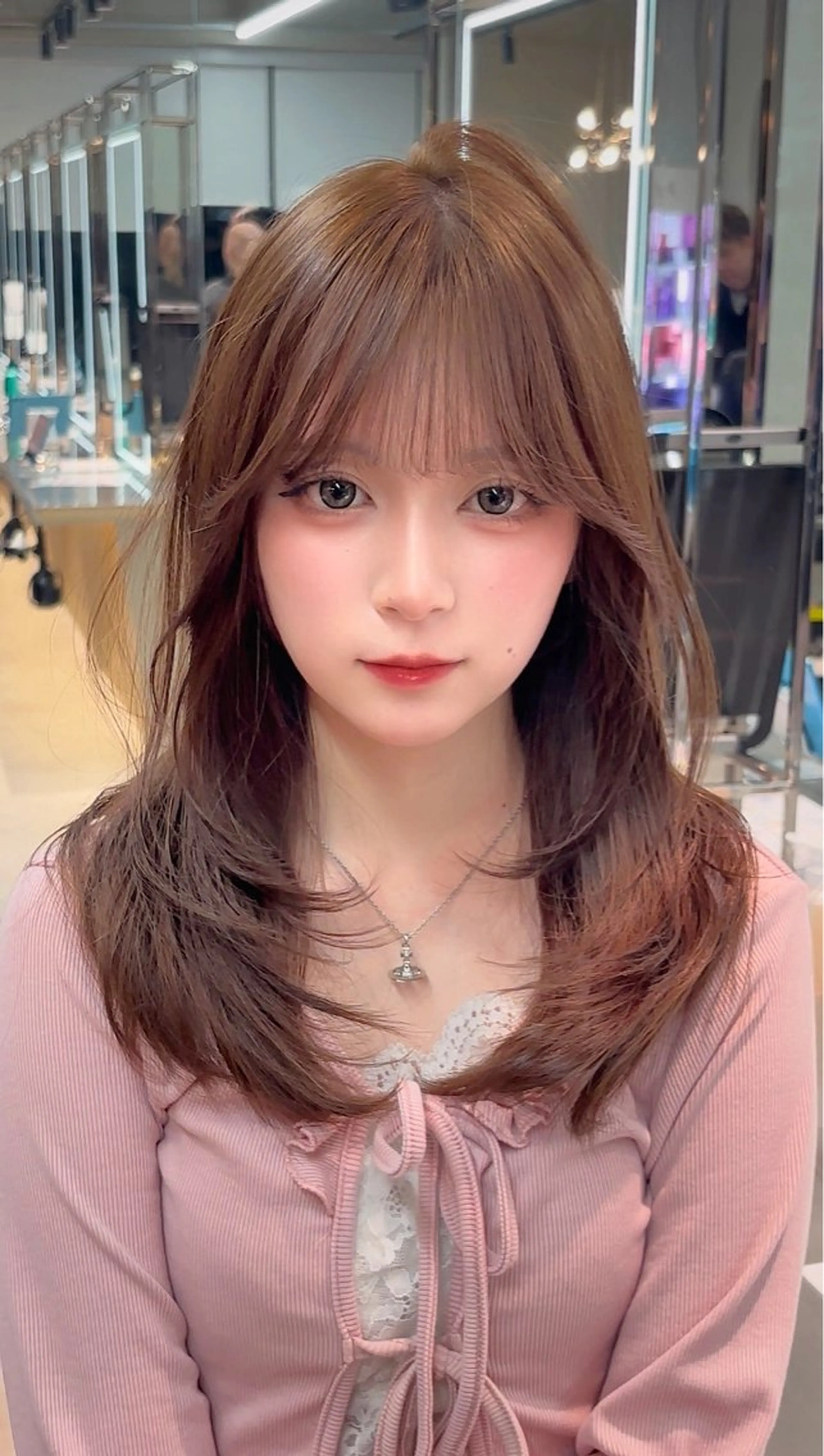 ミディアム カラー ミディアムレイヤー 透明感カラー ダークグレー ダークグレージュ グレージュ 【美髪矯正】 吉村　清志のヘアスタイル