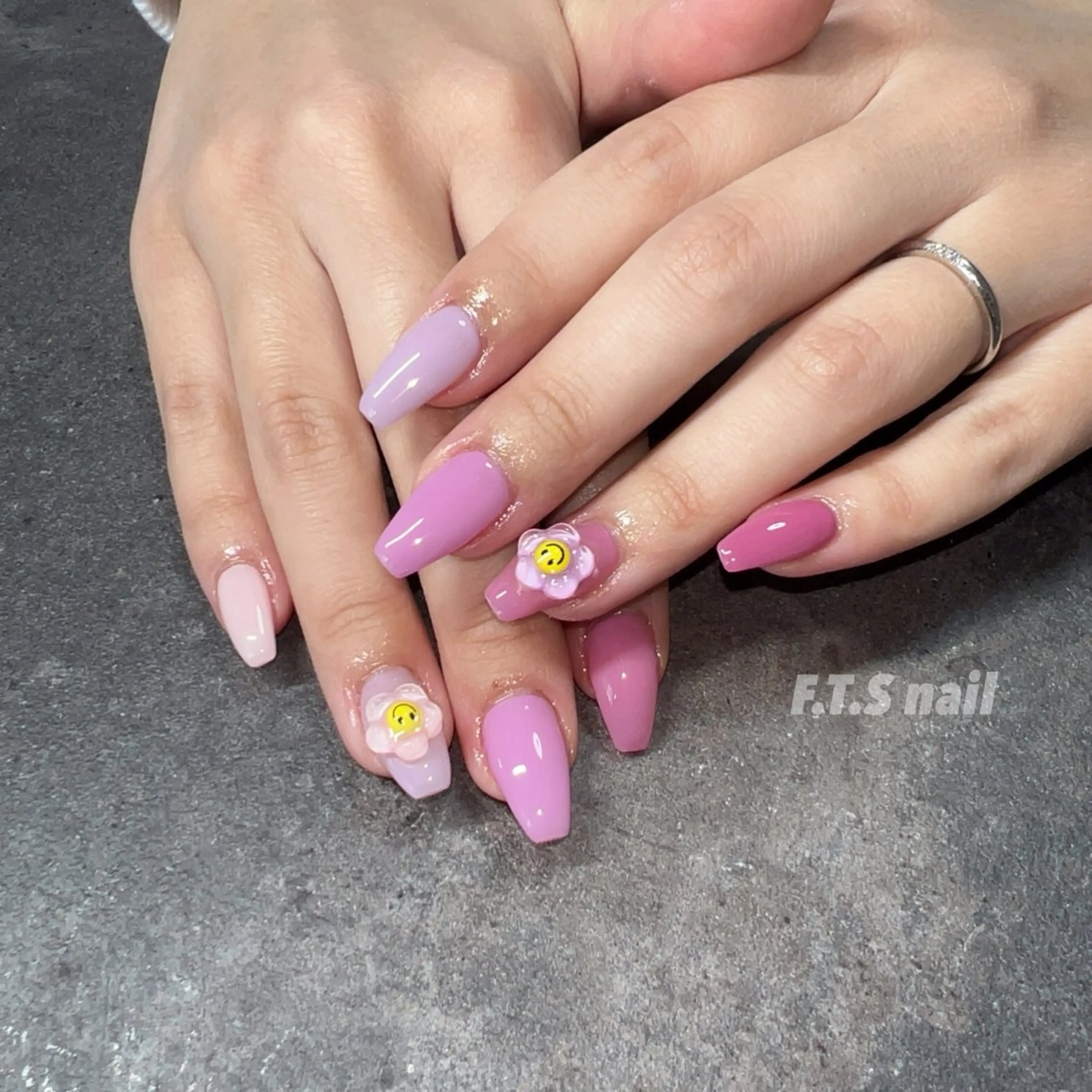 ネイル ハンドネイル F.T.S nailのネイルデザイン