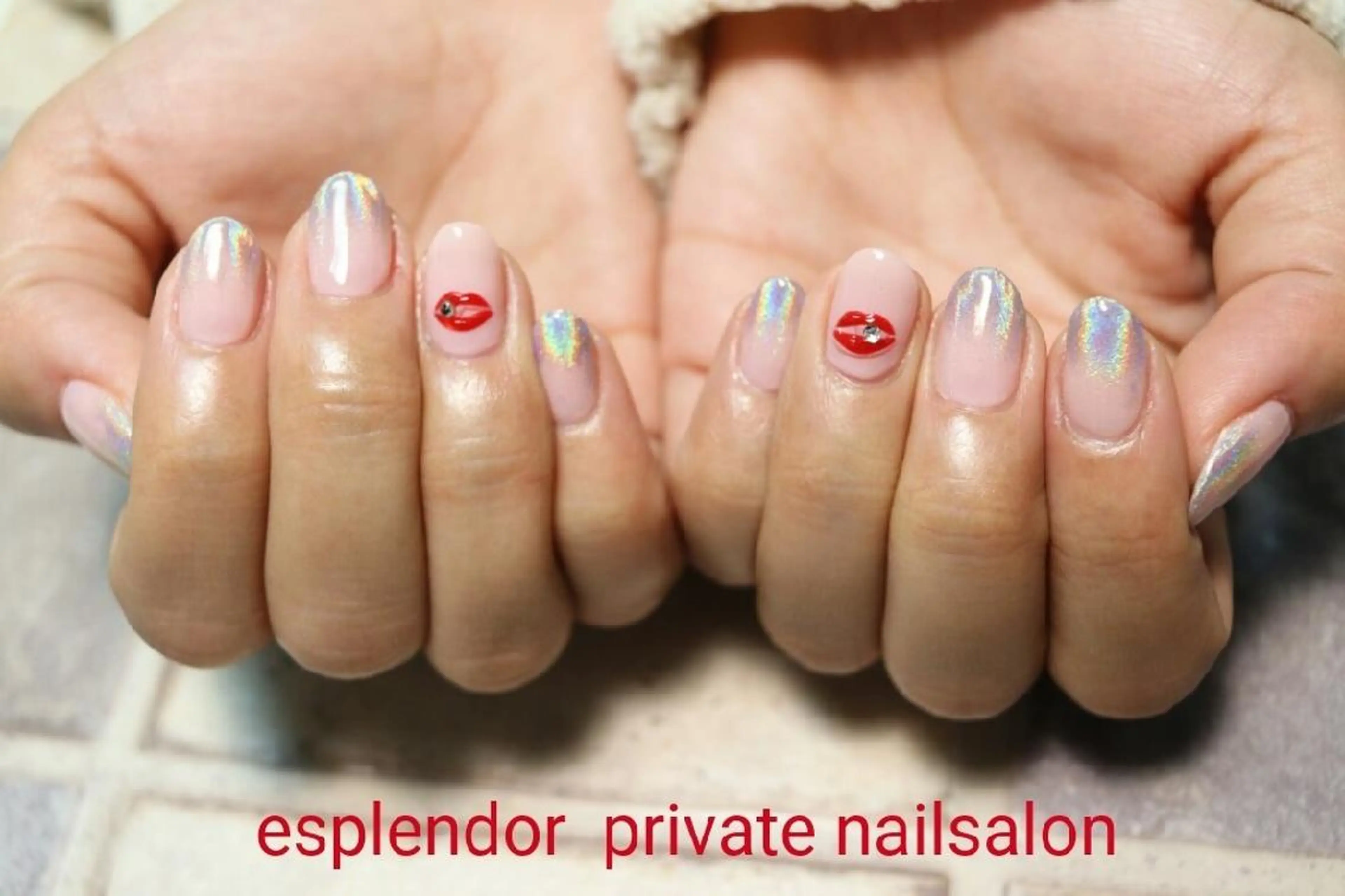 ネイル グラデーション ぷっくりネイル ストーンネイル esplendor  エスプレンドル所属・esplendor  エスプレンドルのネイルデザイン