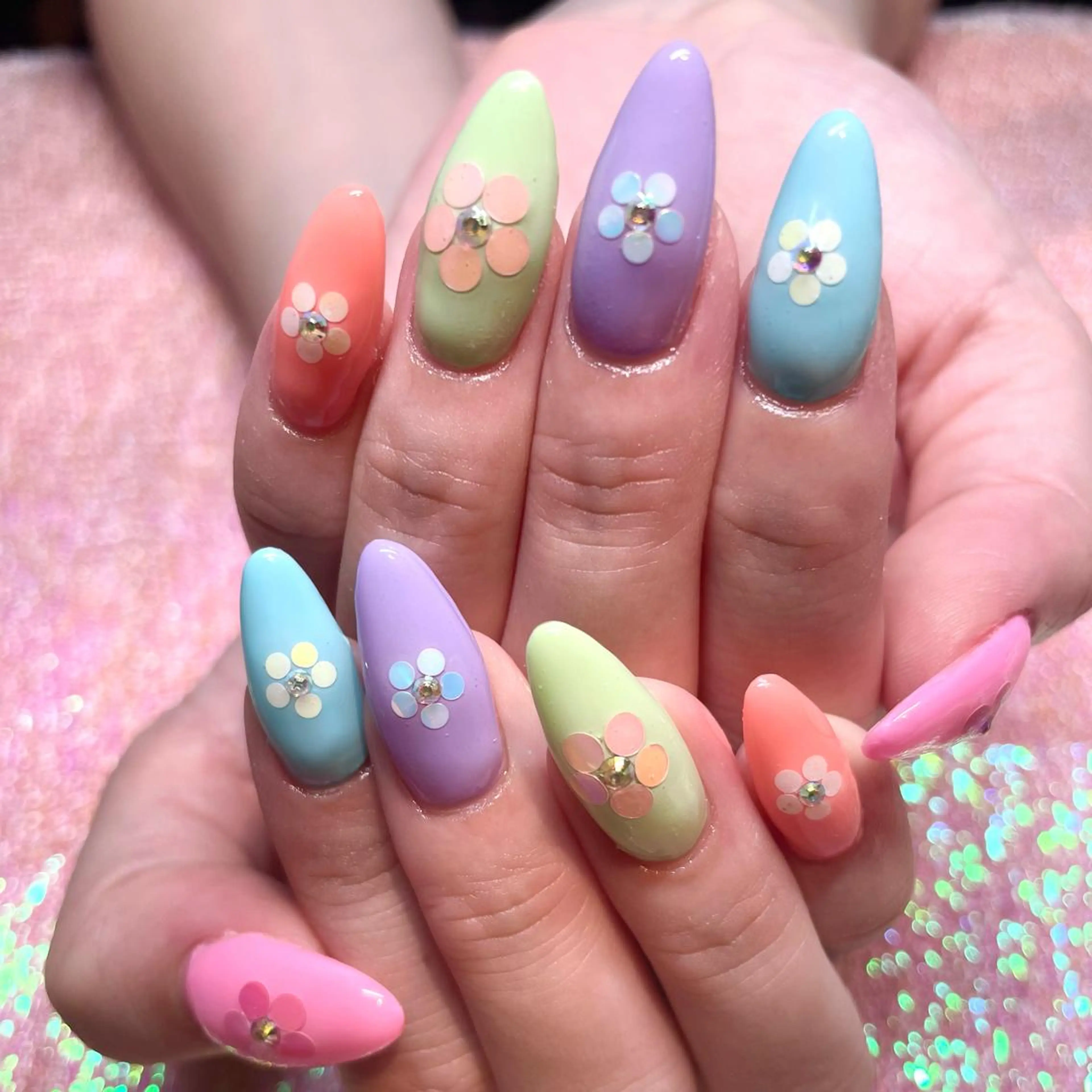 ネイル ホログラムネイル ハンドネイル Nail ヌシん家 AKANEのネイルデザイン