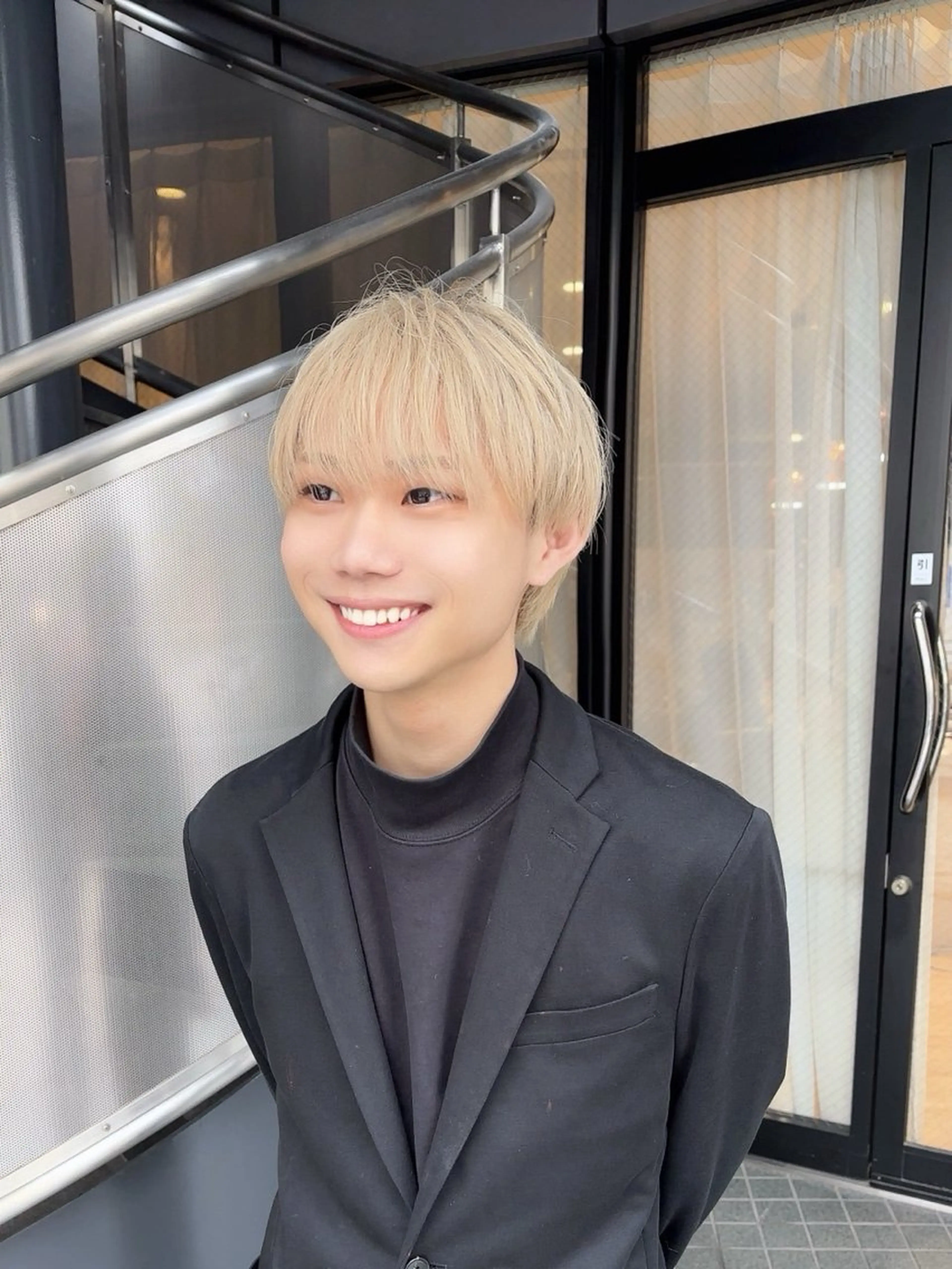 ショート カラー メンズ calna by ELMO  上ノ井のヘアスタイル