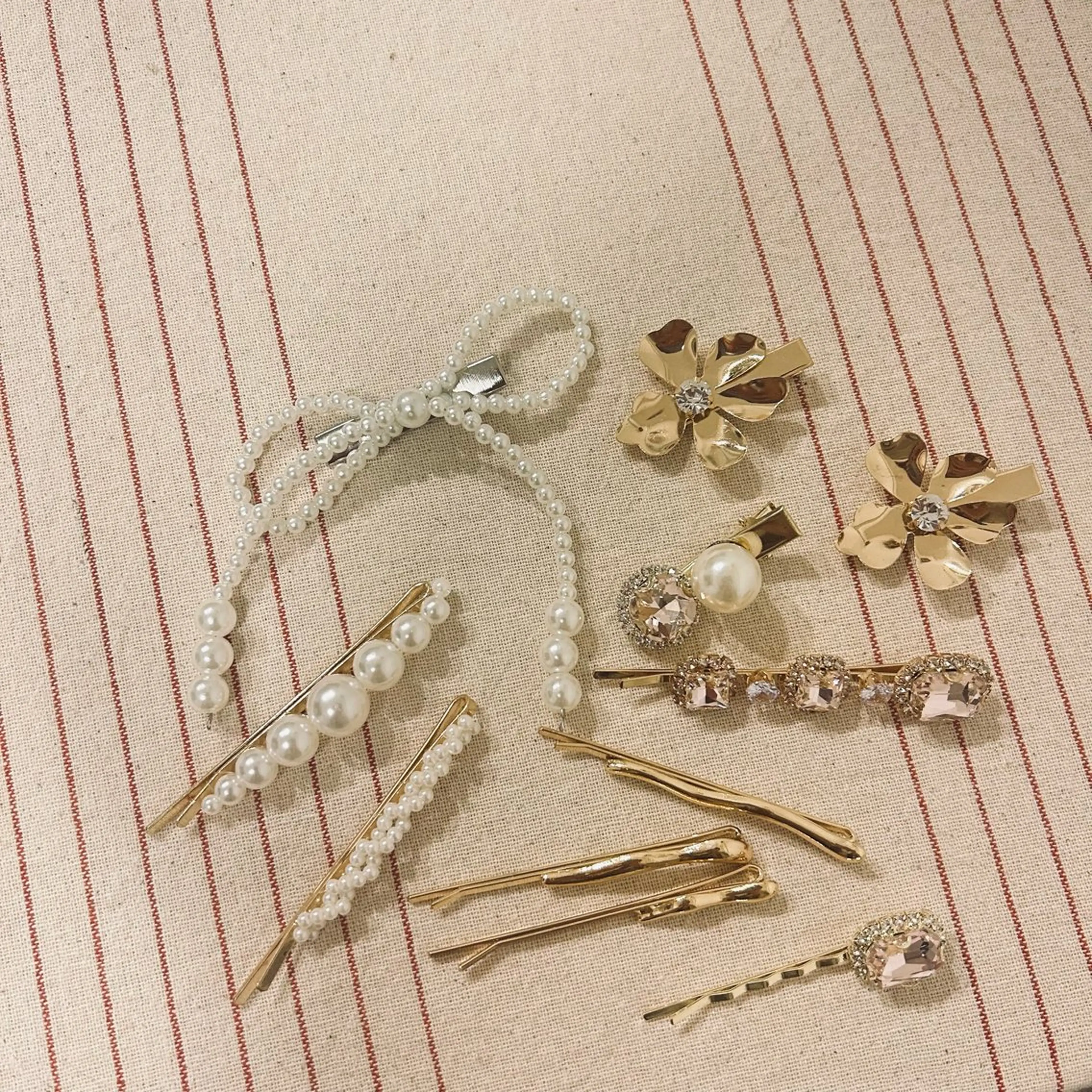 ヘアアレンジ 髪飾り ヘアセット times salon所属・ボウ🪞ヘアセット /マツパ/眉毛のヘアスタイル