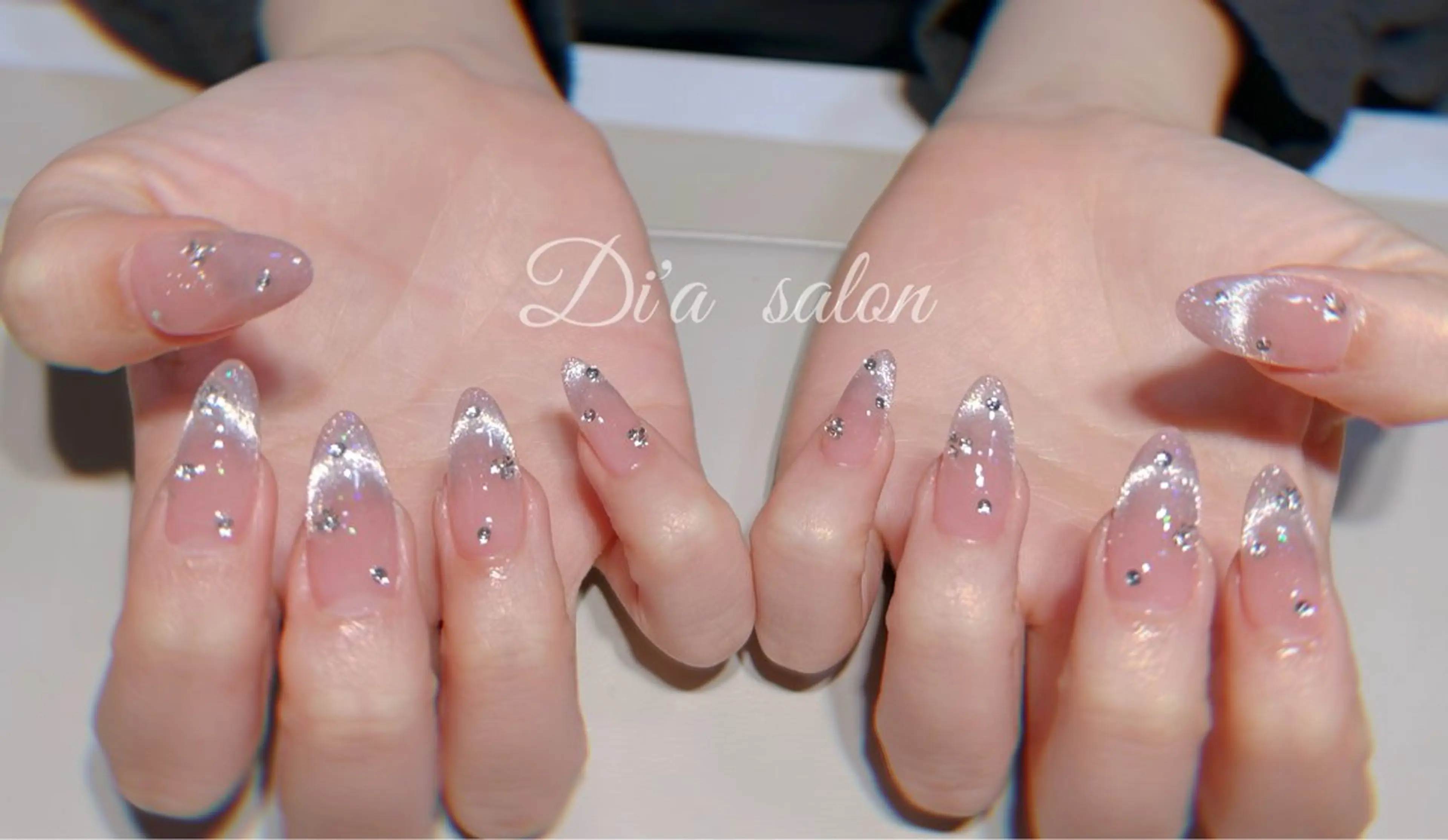 ネイル ハンドネイル di'a salonのネイルデザイン