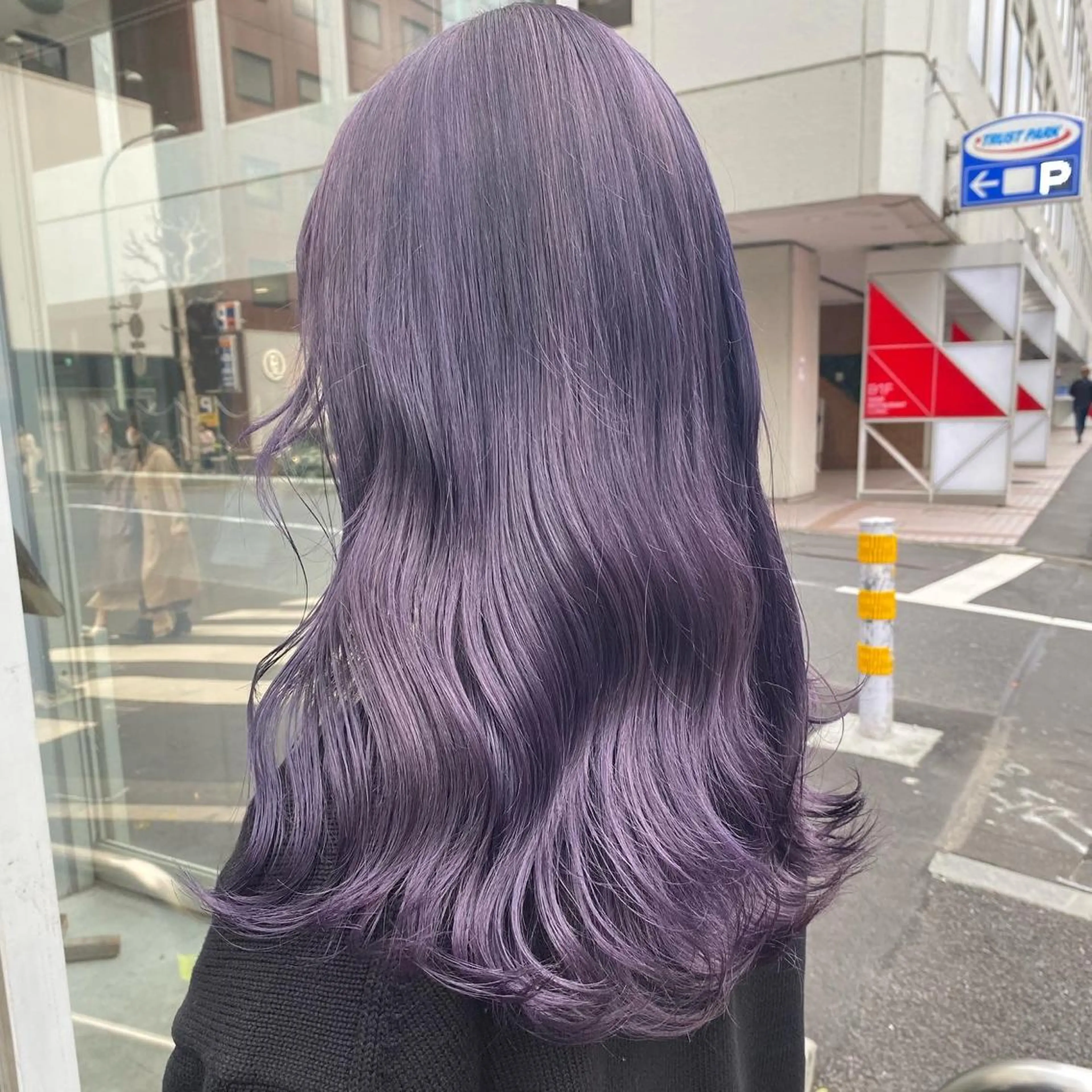 セミロング カラー ワインレッド 🍒KAHOのヘアスタイル