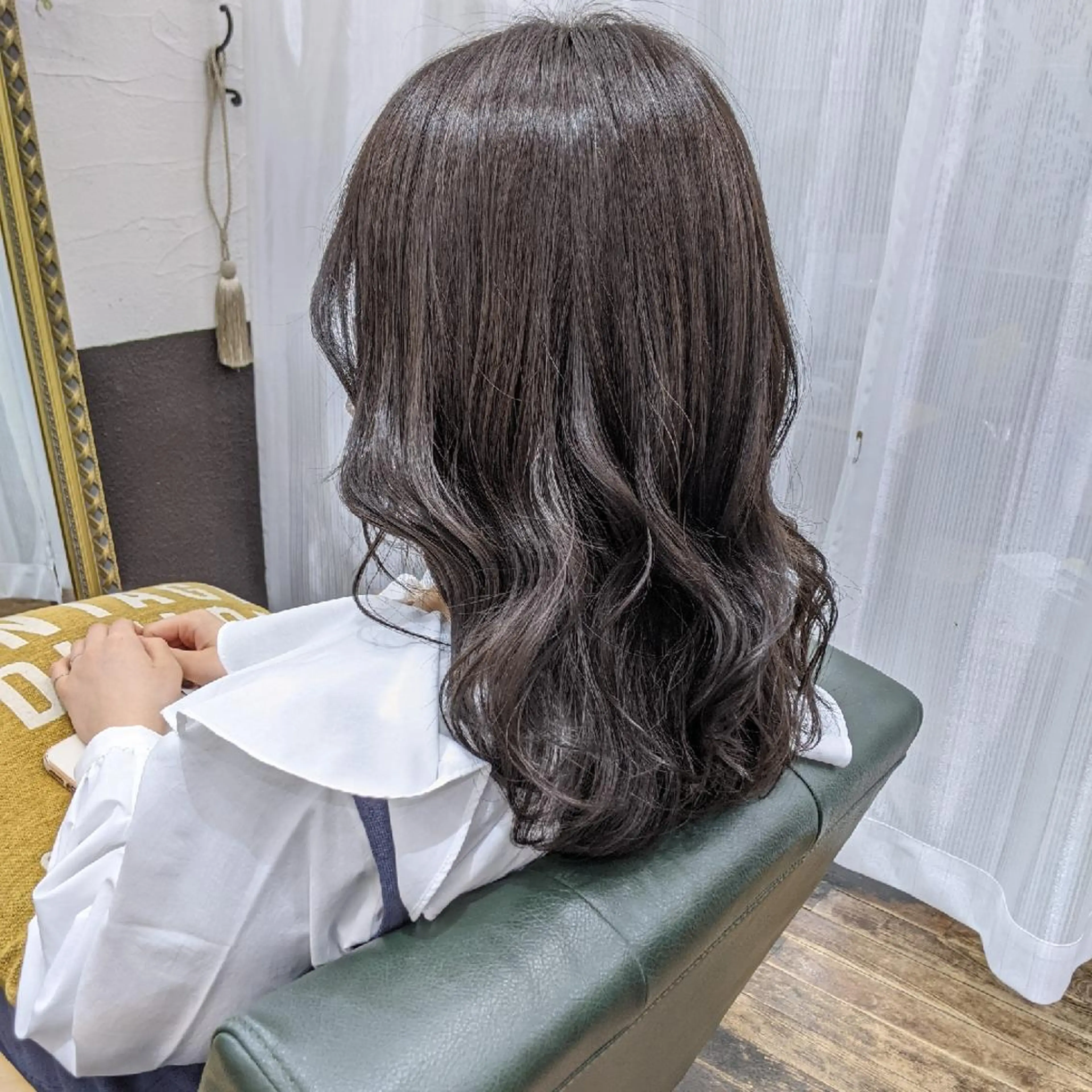 セミロング アッシュ アッシュグレー カット ヘアカラー トリートメント Ruheplatz所属・HIKARI＠ Ruheplatzのヘアスタイル