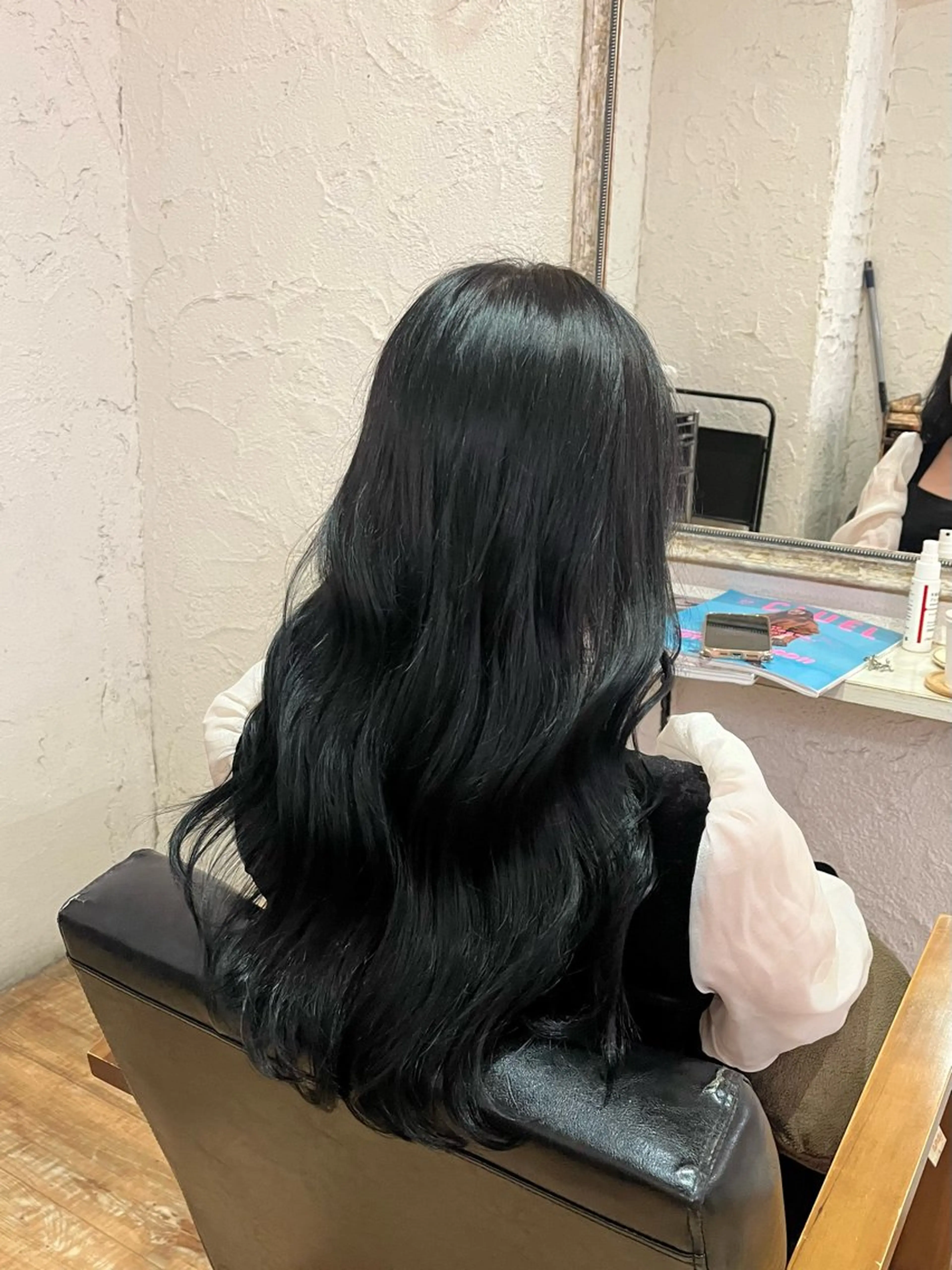 ロング カラー 黒髪 透明感カラー ヘアカラー 石澤 萌茄のヘアスタイル