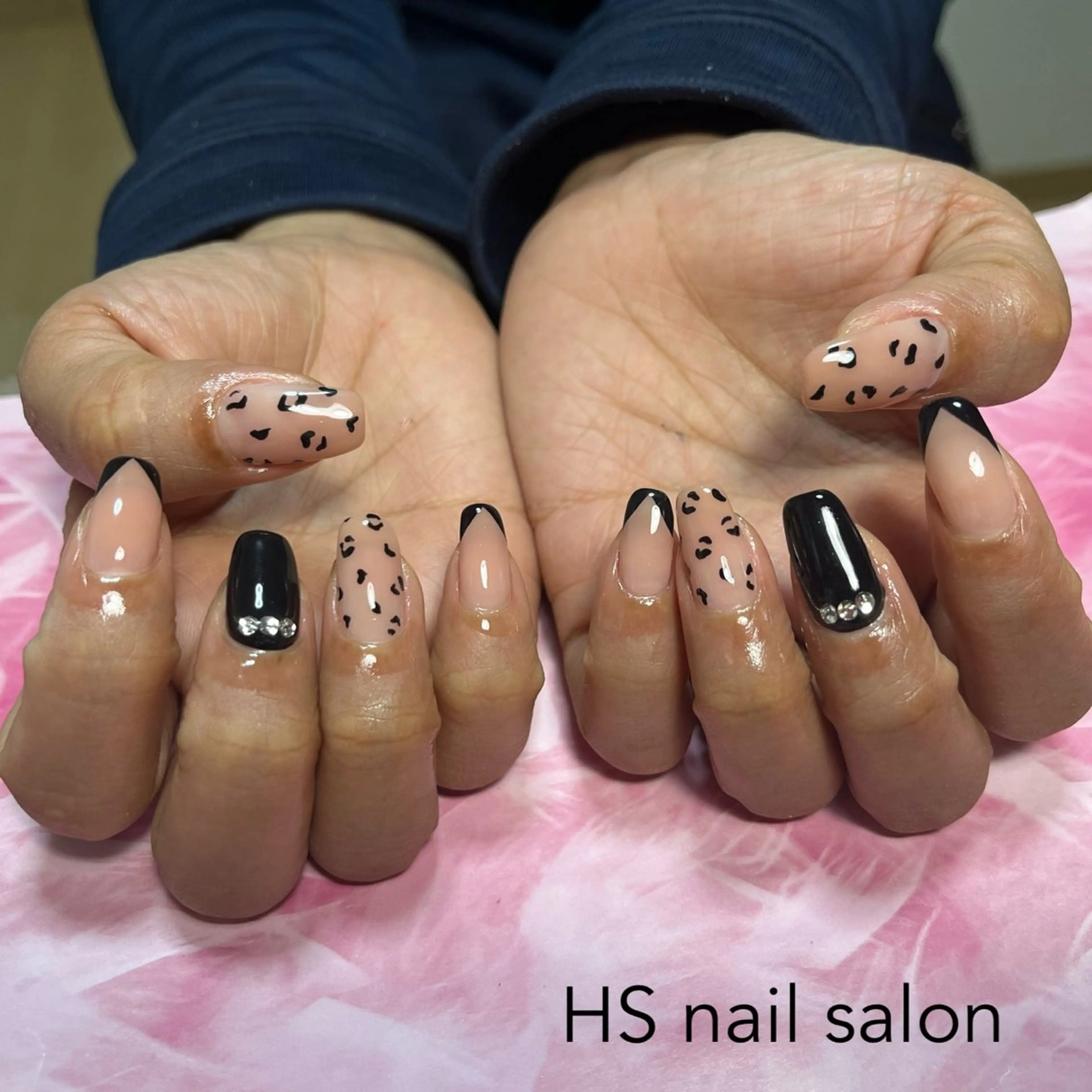セミロング ハンドネイル hs nail salonのネイルデザイン