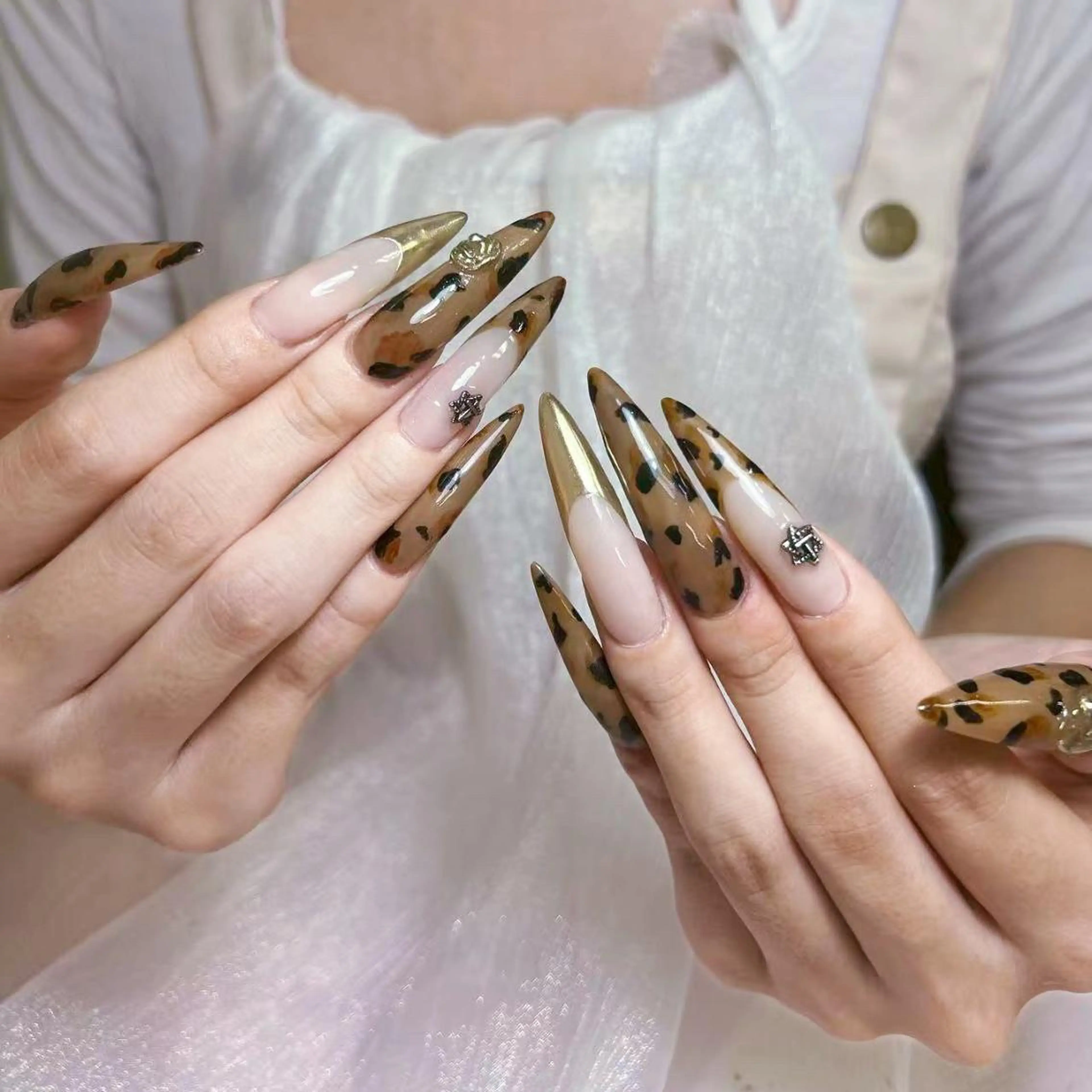 ネイル DIAMOND 💅のネイルデザイン