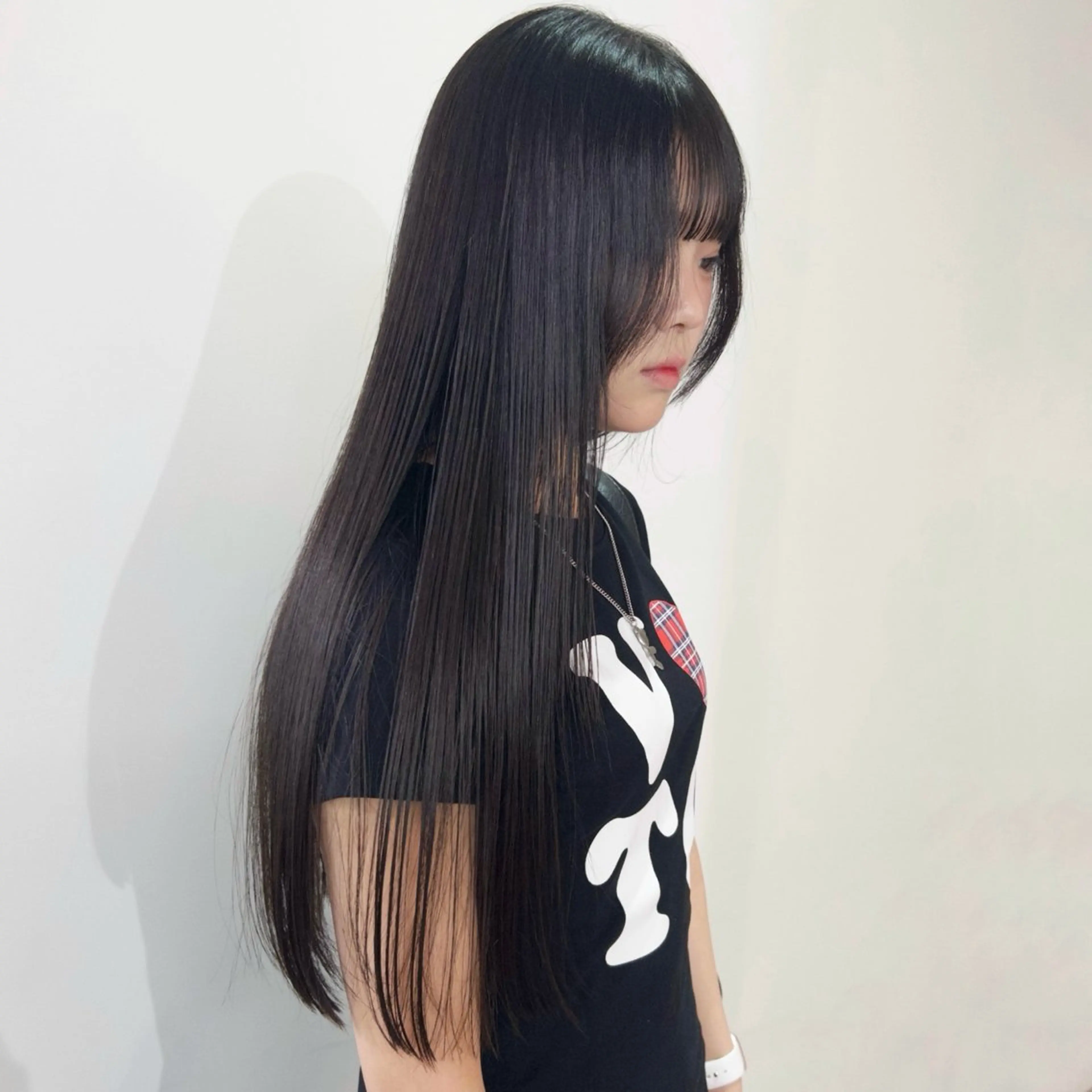 [縮毛矯正+カット+カラー+クイックトリートメント]自然なストレートに🩵の写真