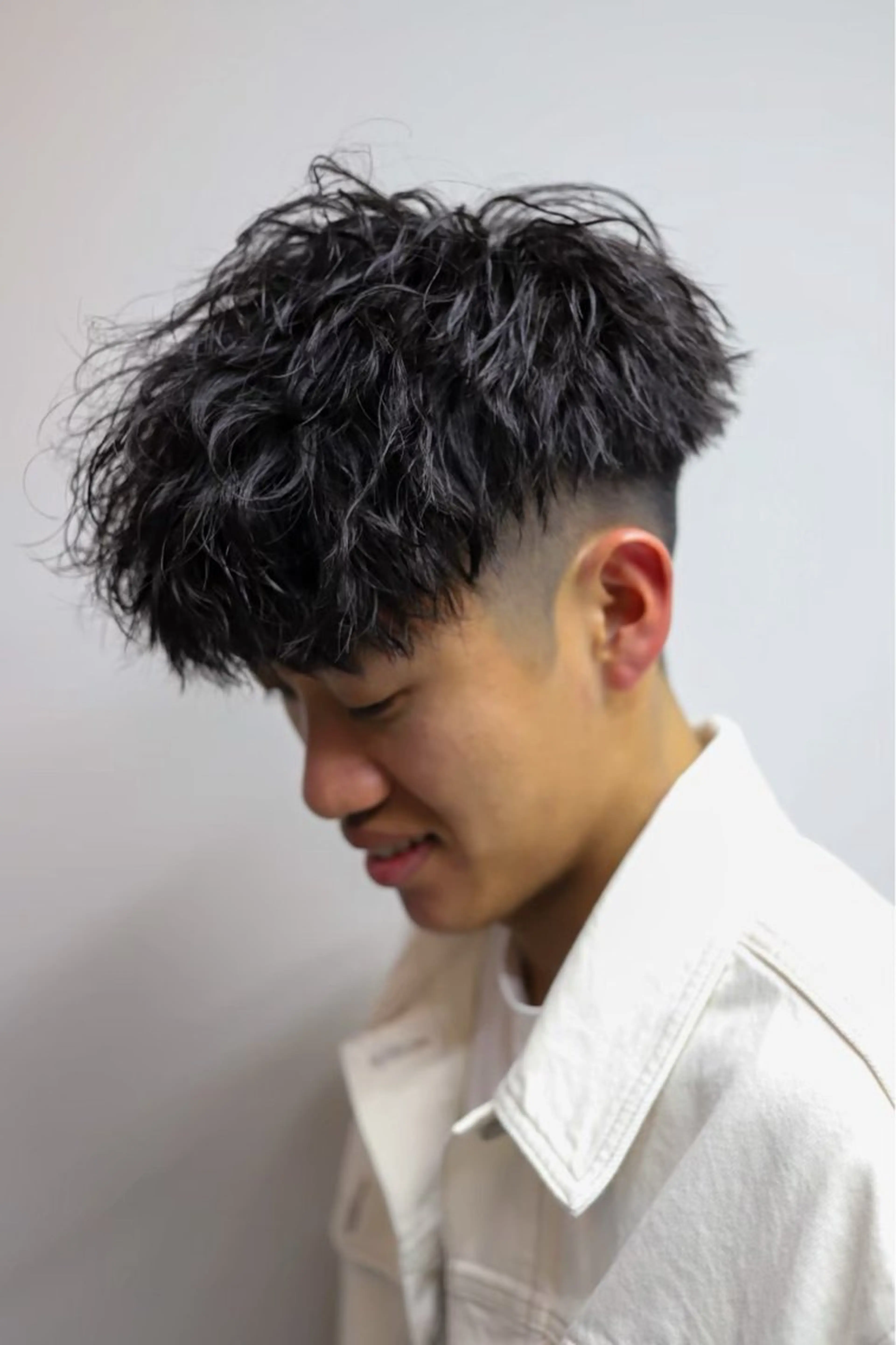 パーマ メンズ 窪田 欣恭のヘアスタイル