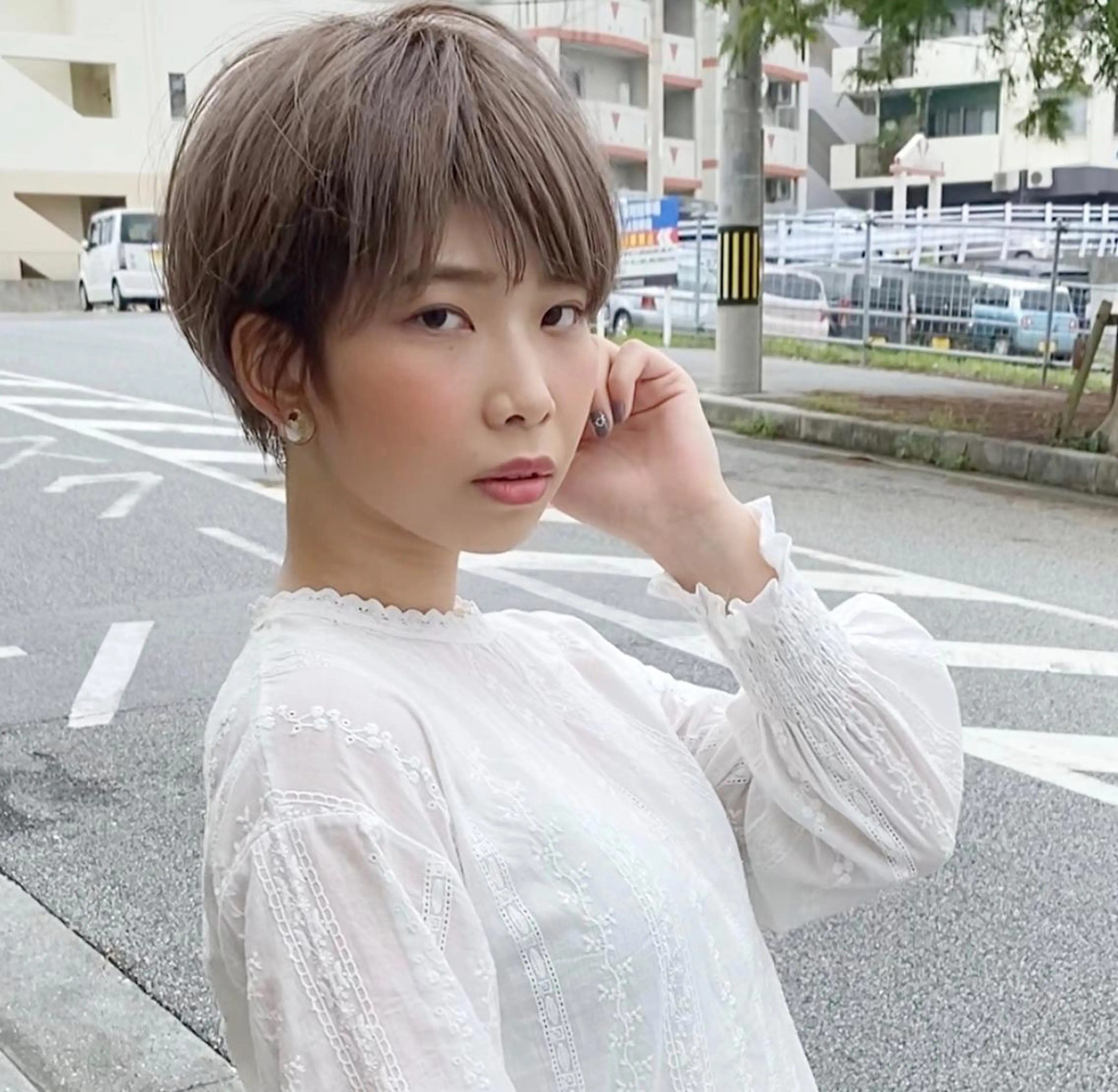 ショート カラー ハイトーンカラー ショートヘア カット ヘアカラー grand juteのヘアスタイル