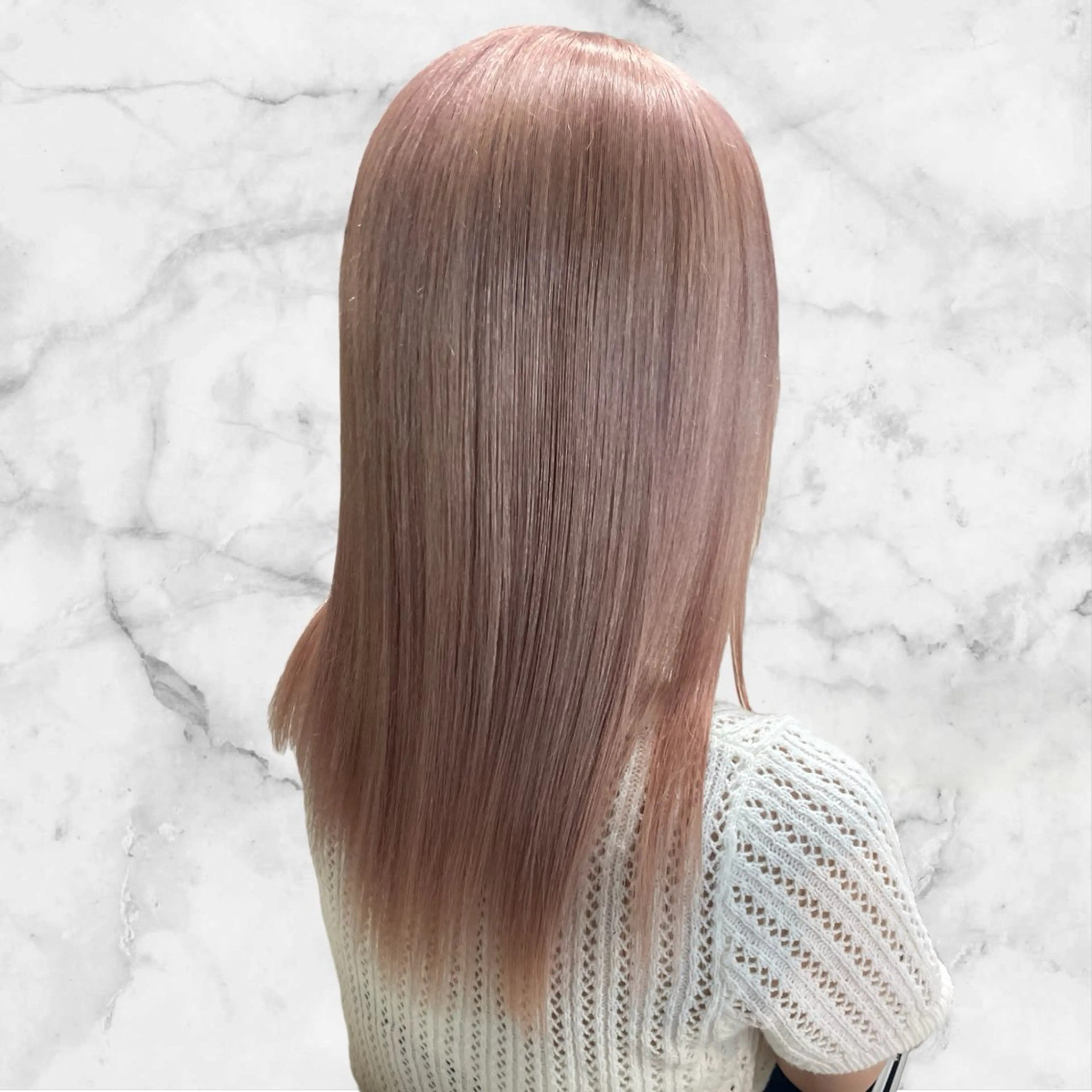 ロング カラー ブリーチ ピンクカラー セルバ所属・HIRORO ブリーチ/ハイトーンのヘアスタイル