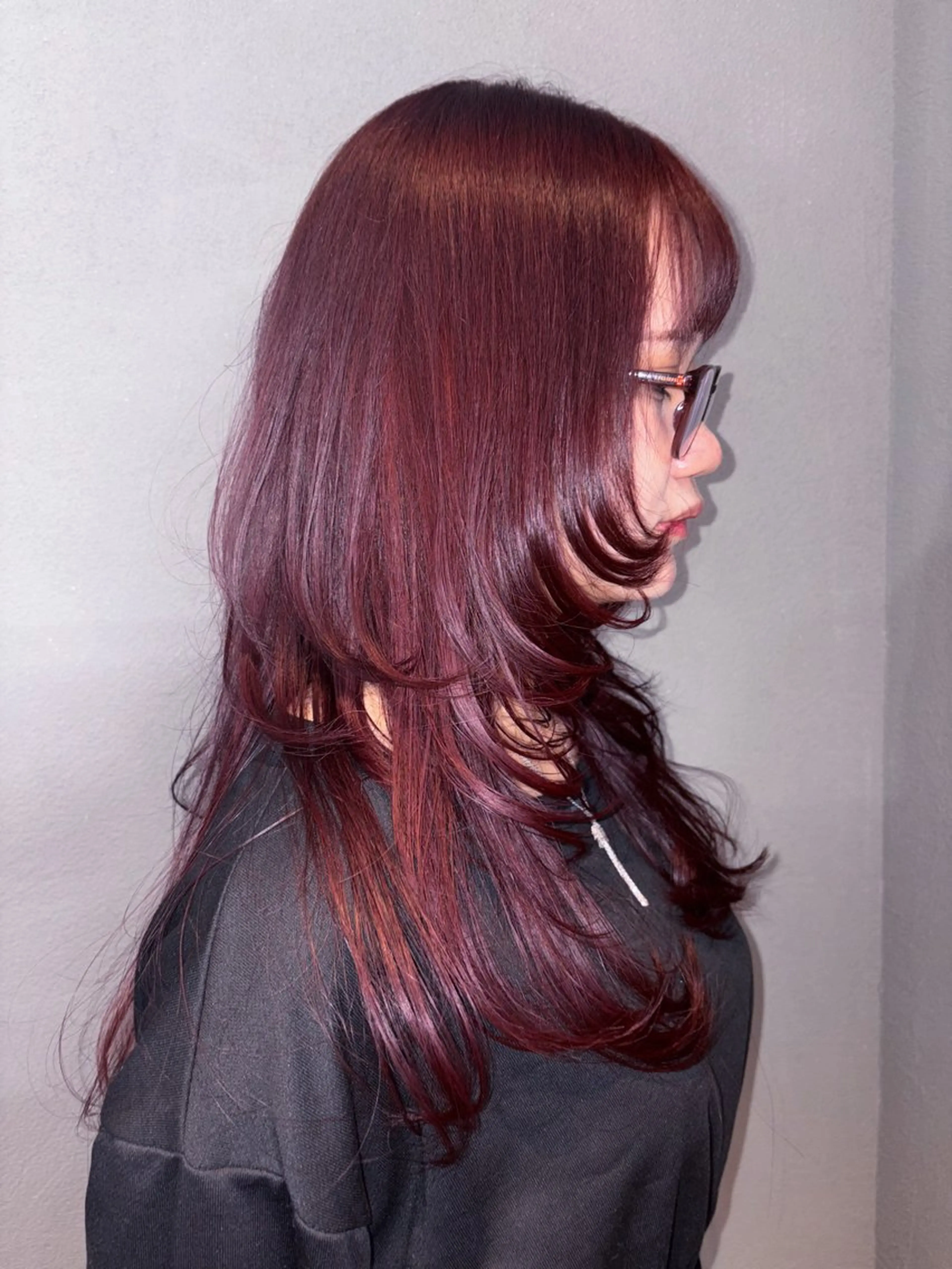 ロング レイヤーカット カット THEDOTS所属・淀 小南津のヘアスタイル