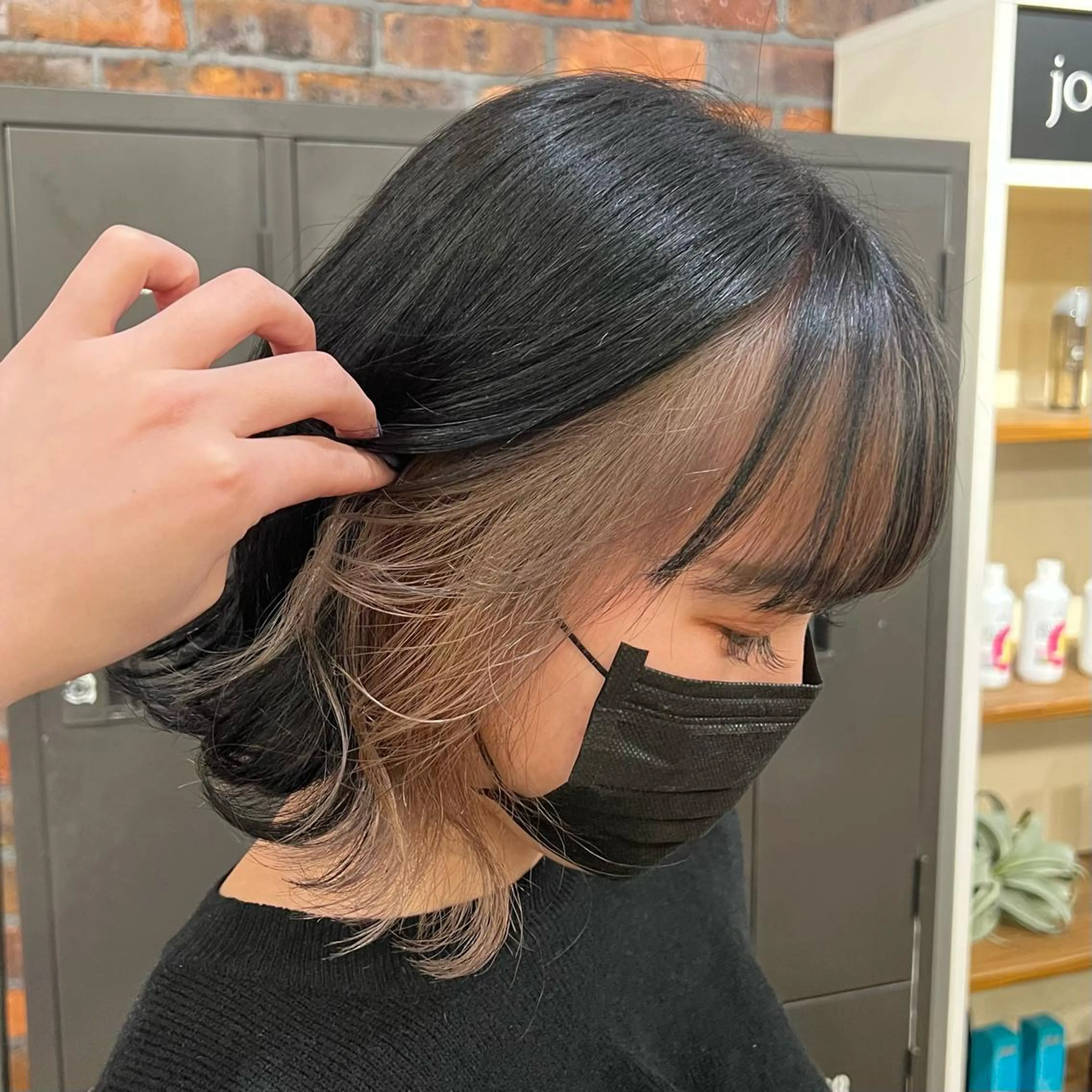 ミディアム カラー インナーカラー 顔周りカット Rino kanayama所属・Rino 金山 ／ 宮澤 萌のヘアスタイル