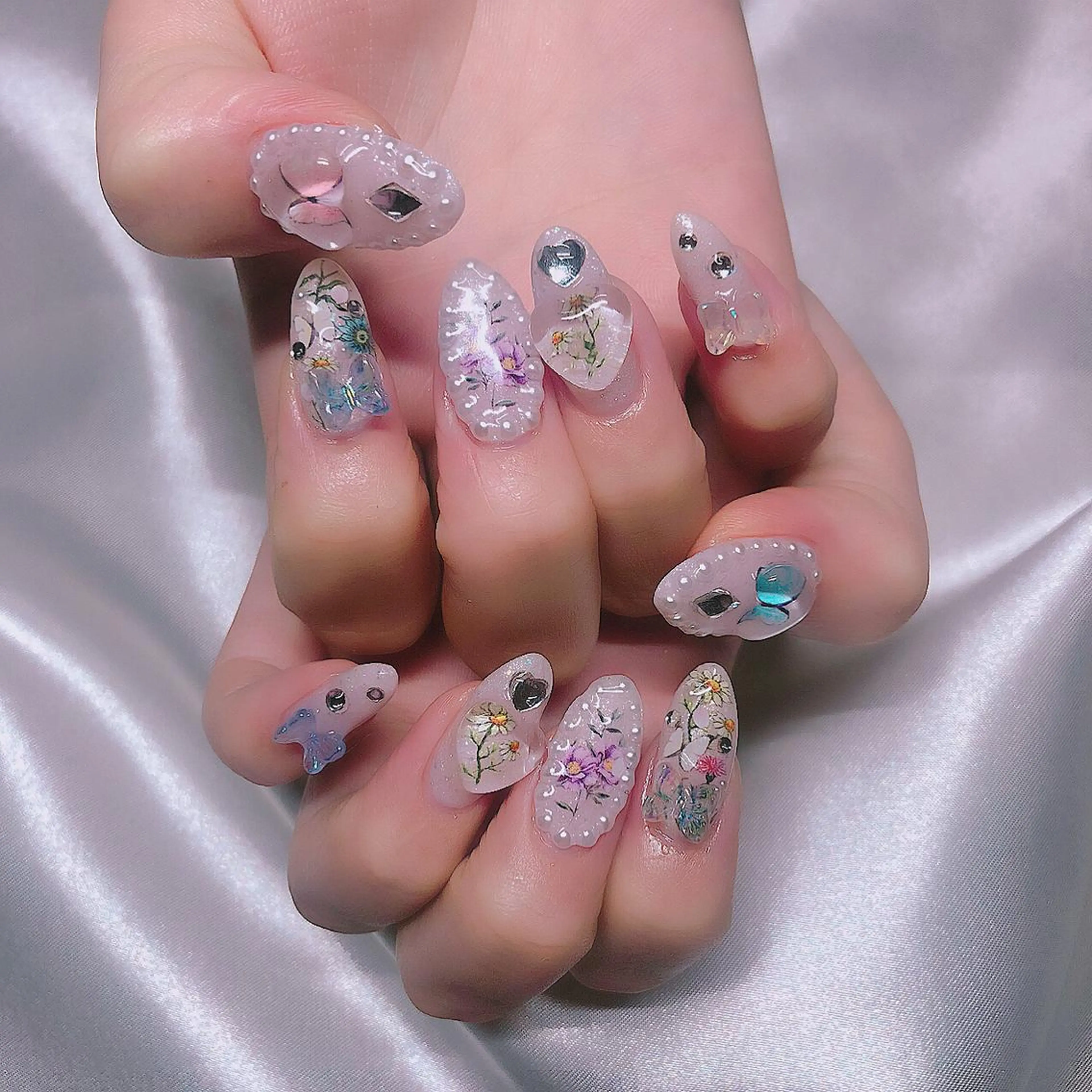 ネイル 持ち込み ハンドネイル フットネイル mi chiのネイルデザイン