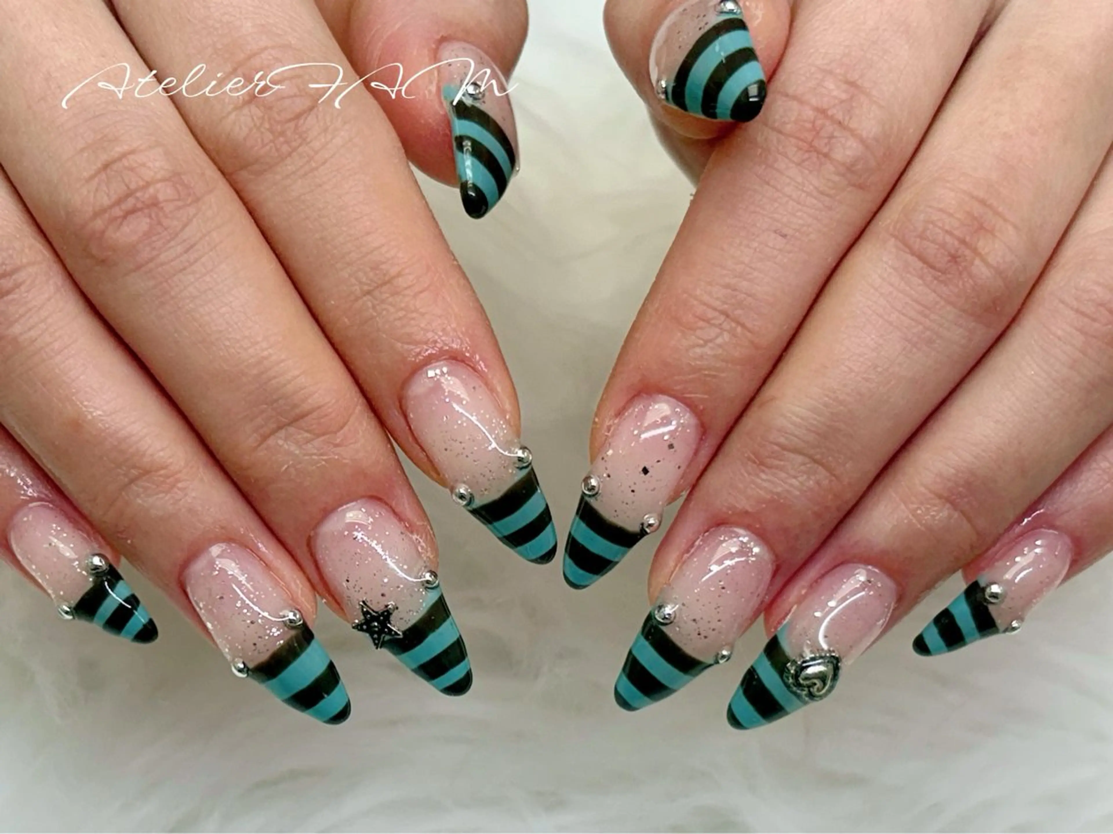 ネイル ハンドネイル nail&eyelashsalon atelier fam上本町店所属・アトリエ FAMのネイルデザイン