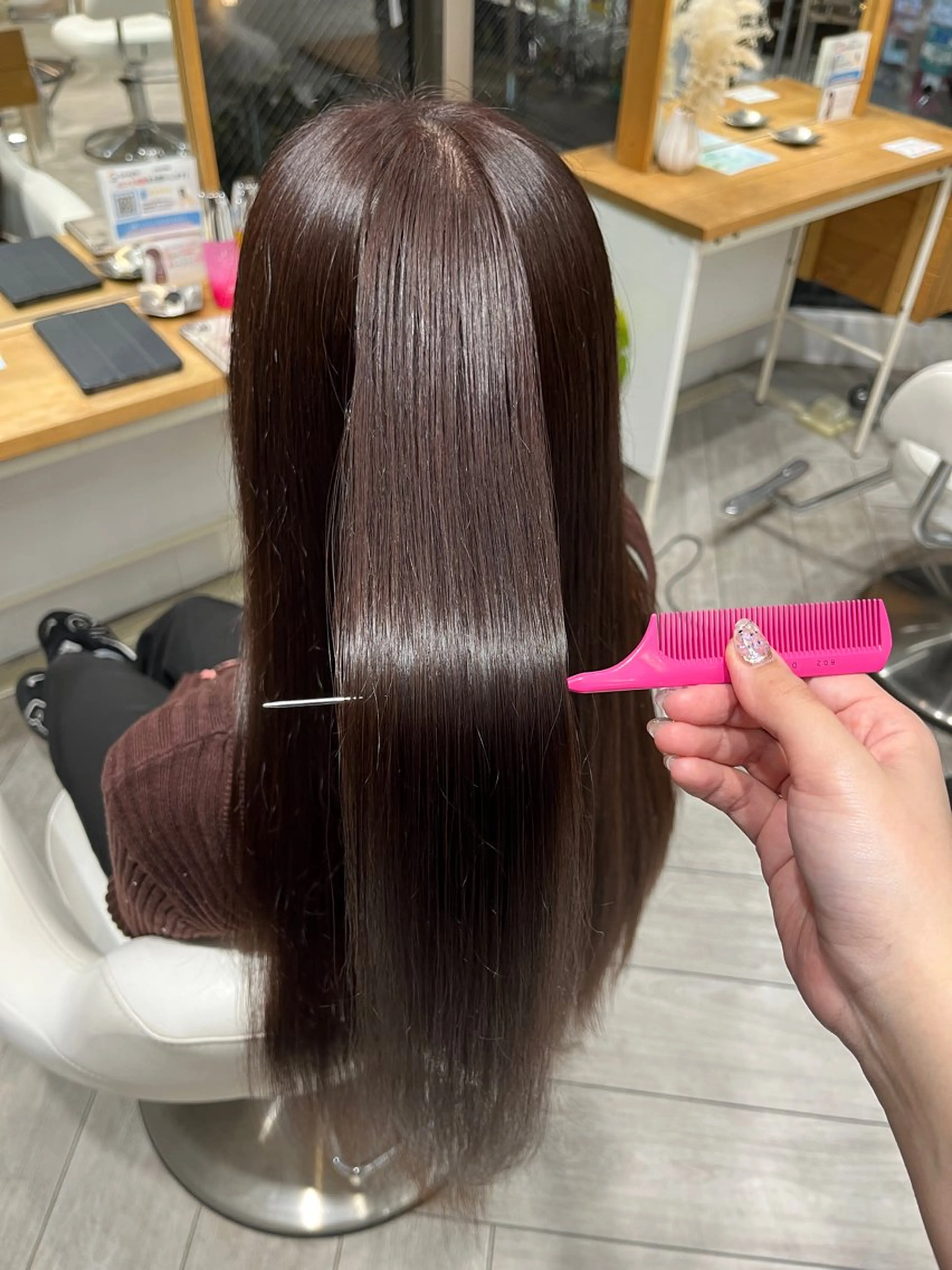 ロング カラー ブラウンカラー ピンクカラー AVANCE. chisatoのヘアスタイル