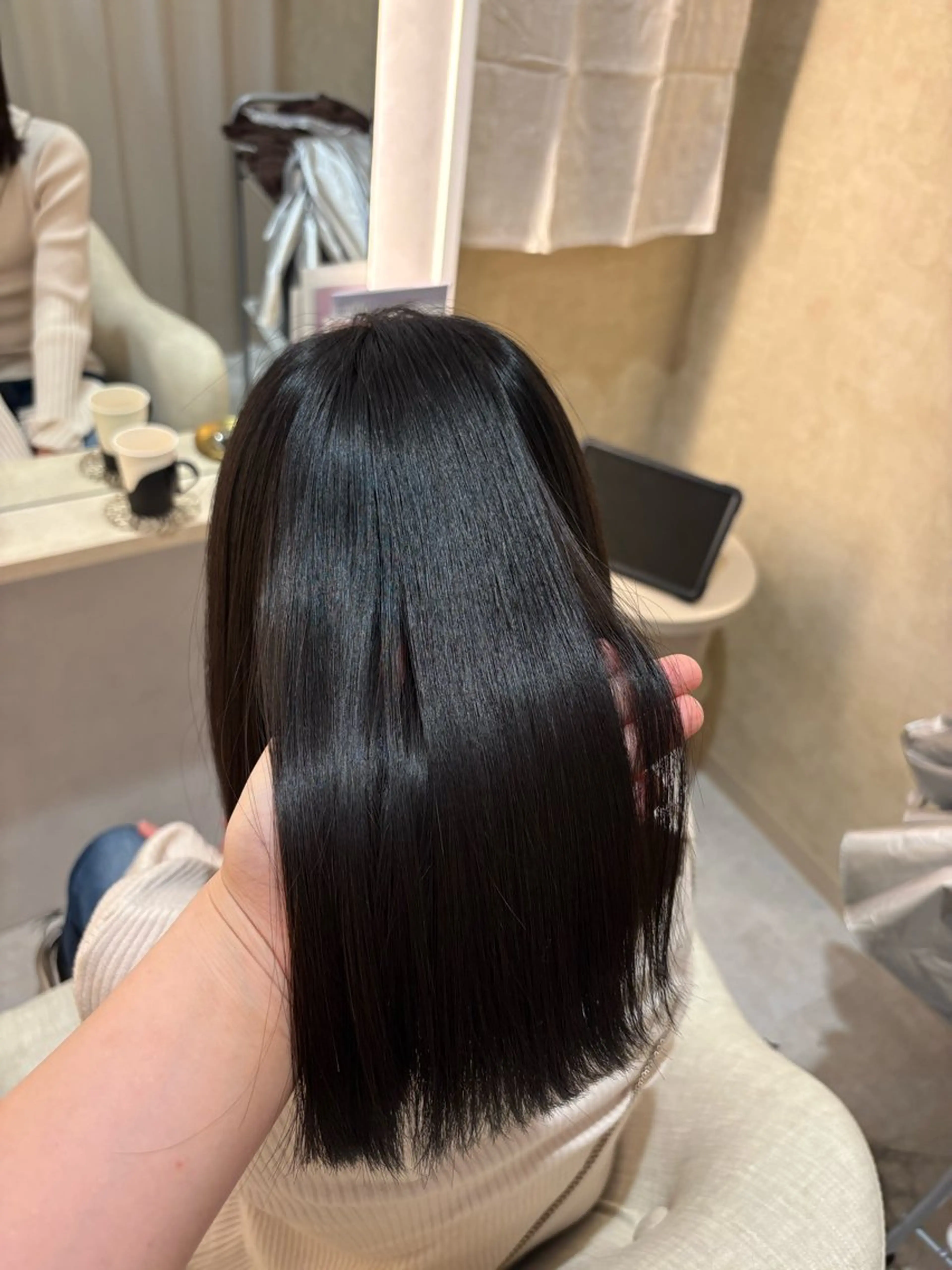 ミディアム 縮毛矯正 縮毛矯正 シャルムヘアー所属・永井 友奈のヘアスタイル