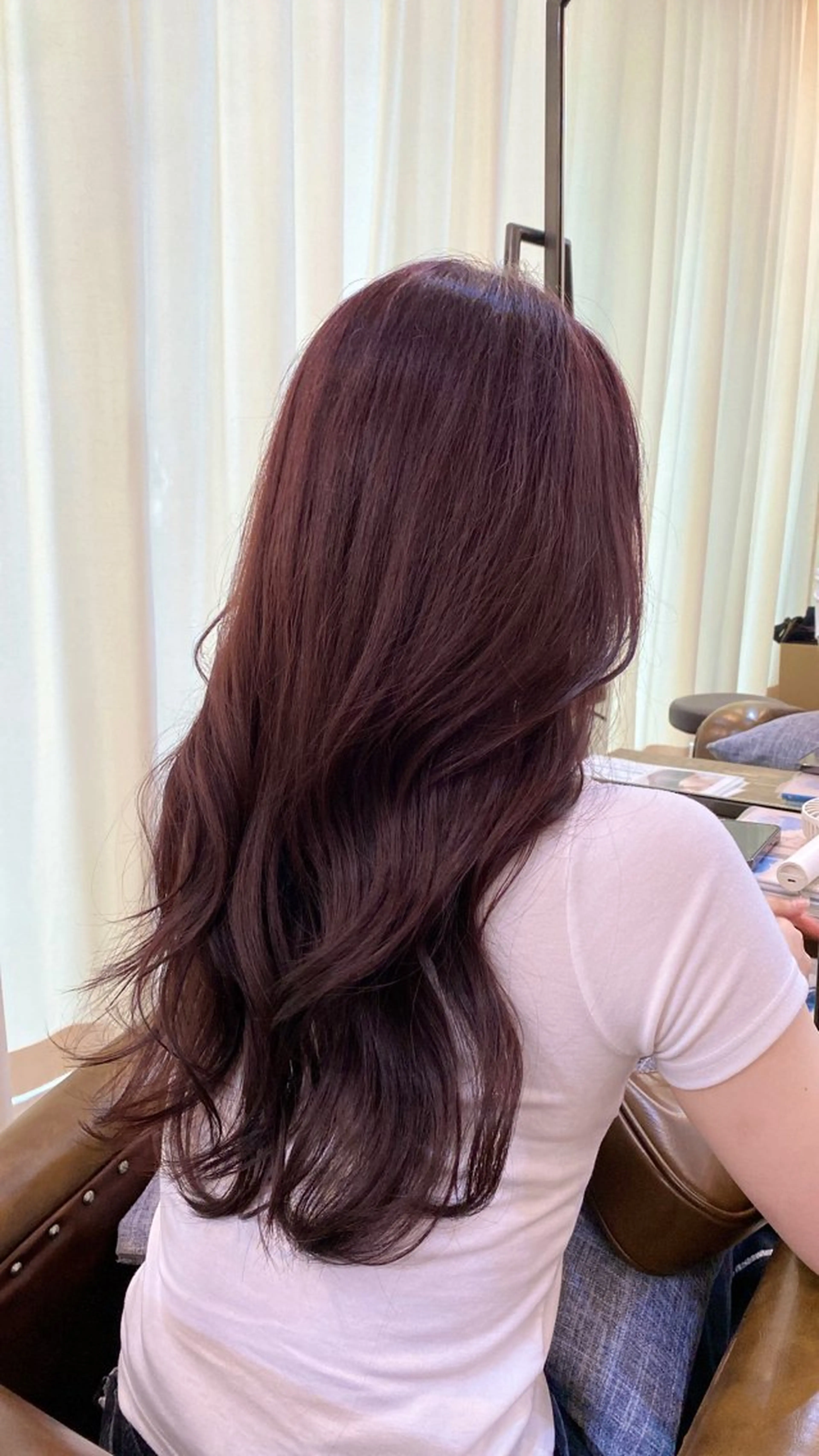 ロング アッシュ ピンクブラウン Belle銀座並木通り店所属・井手草一朗/ パーマ/ハイライト◎のヘアスタイル