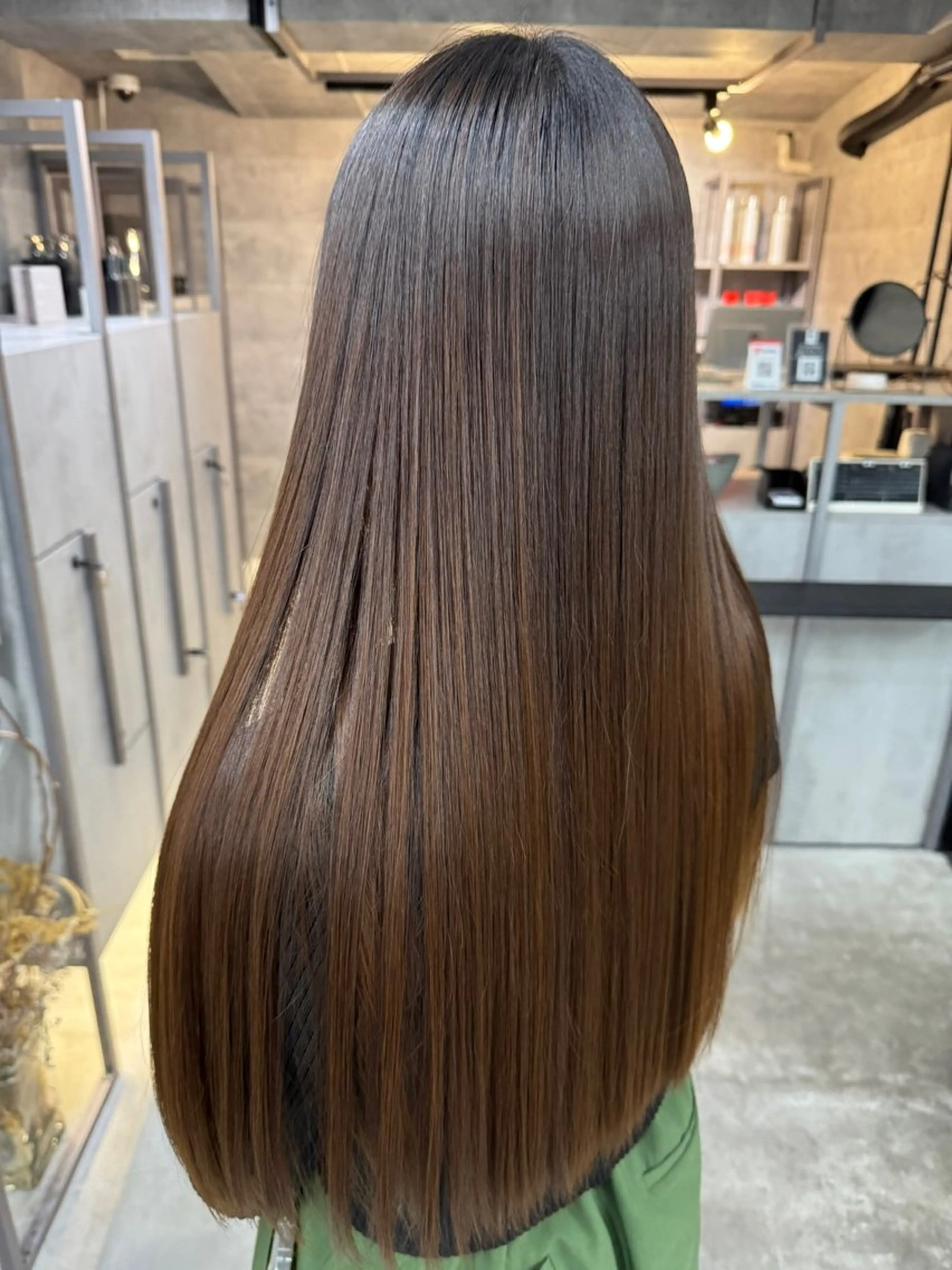 ロング カット 縮毛矯正 あなたのお悩み改善" You"💚❤️💛のヘアスタイル