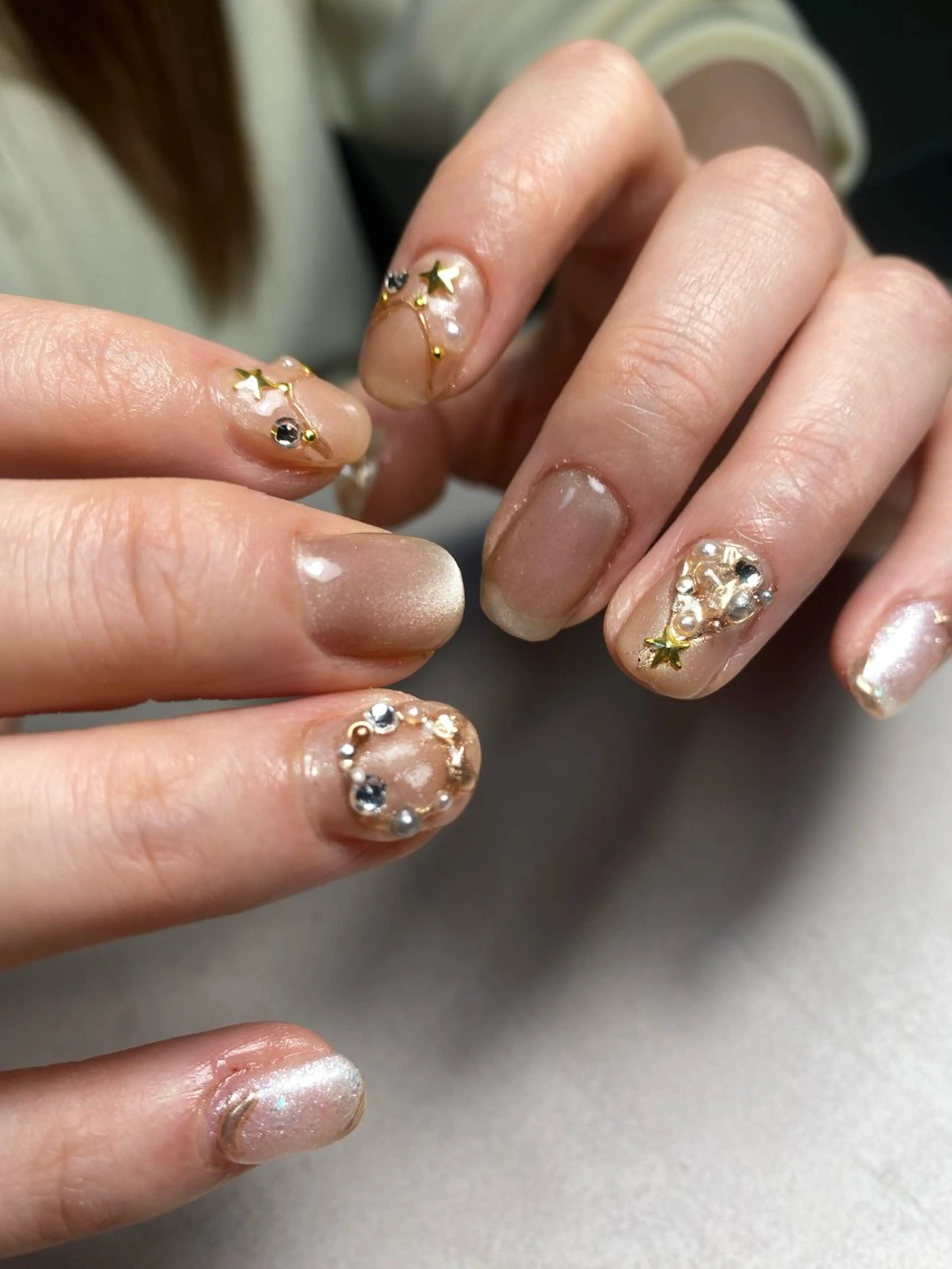 ネイル 持ち込み 住宅街のねいる屋さん R.G  NAILのネイルデザイン