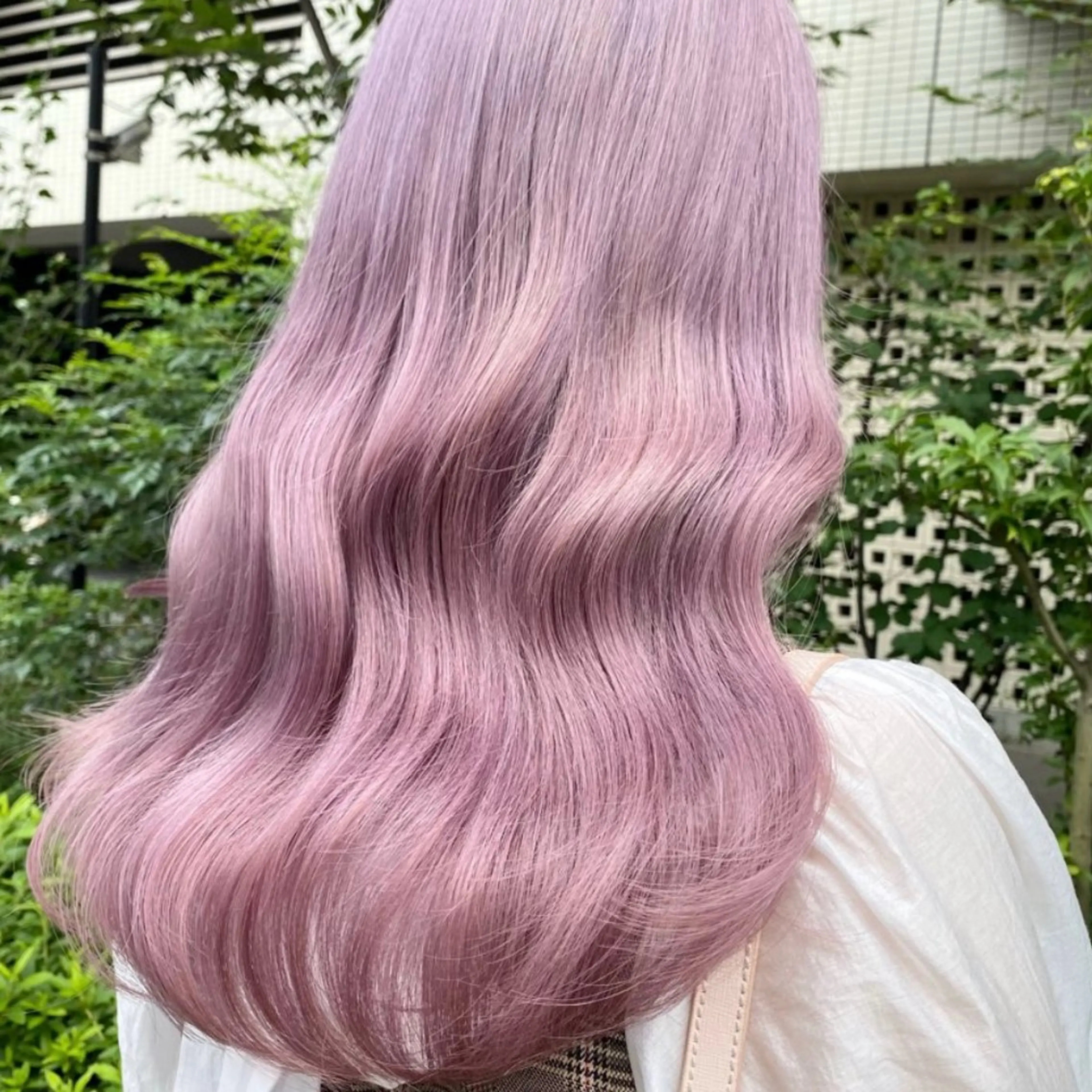 セミロング カット ヘアカラー clomus所属・🩵ブリーチ矯正 HIDE🩵のヘアスタイル