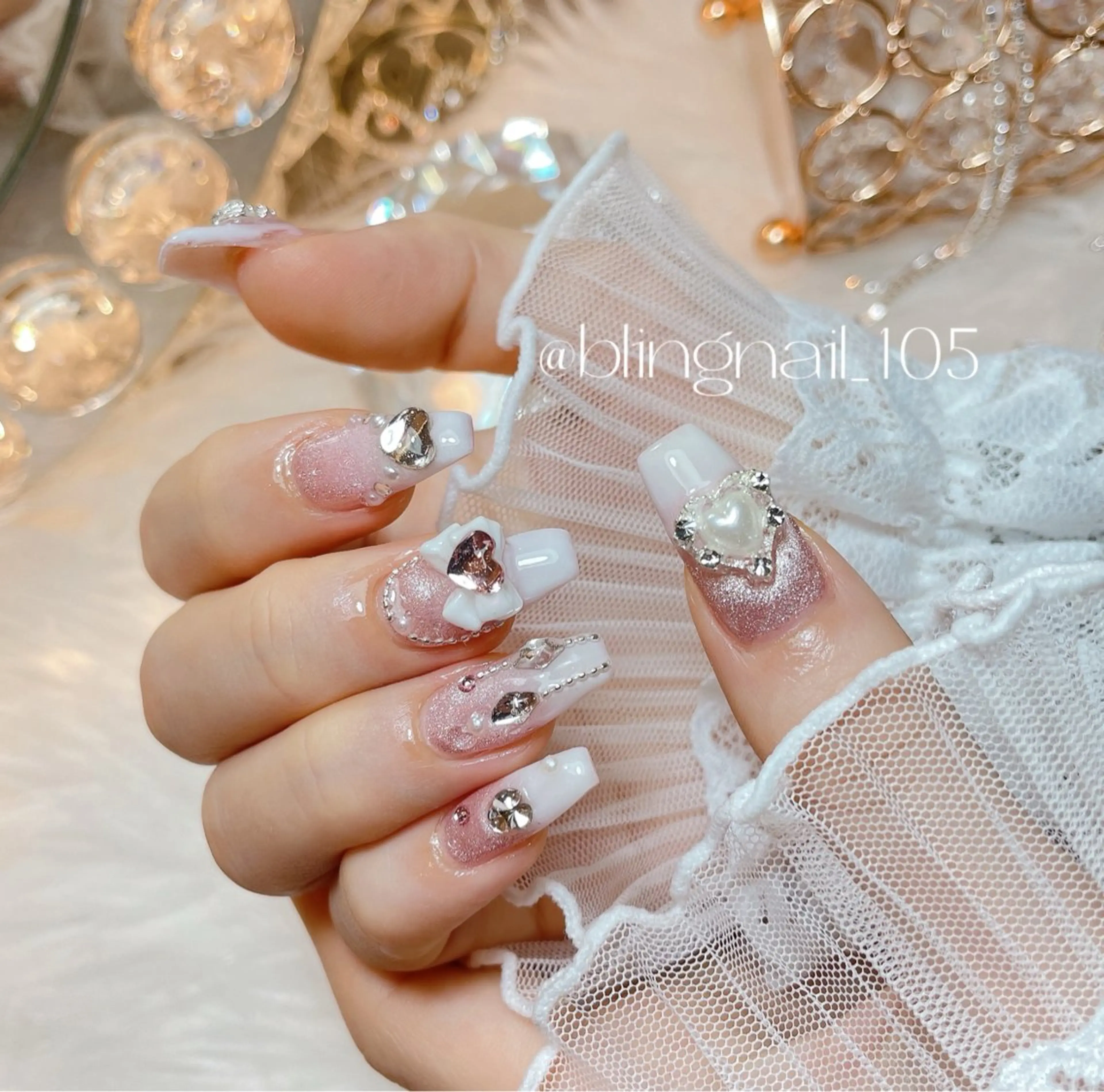 ネイル 23時まで❤︎韓国、 ワンホンネイルのネイルデザイン