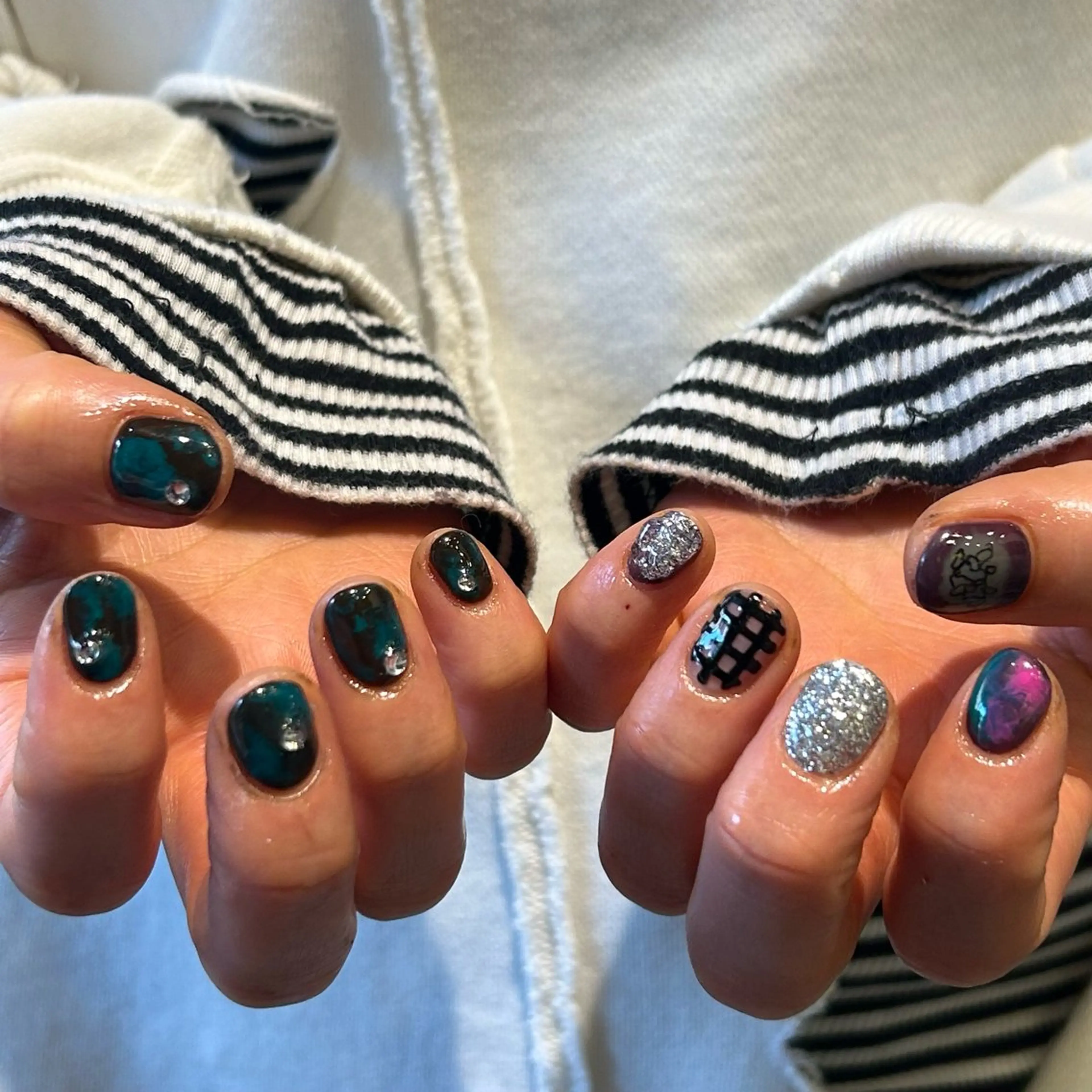 ネイル ハンドネイル ハンドケア 個性派ネイル シノのネイルデザイン