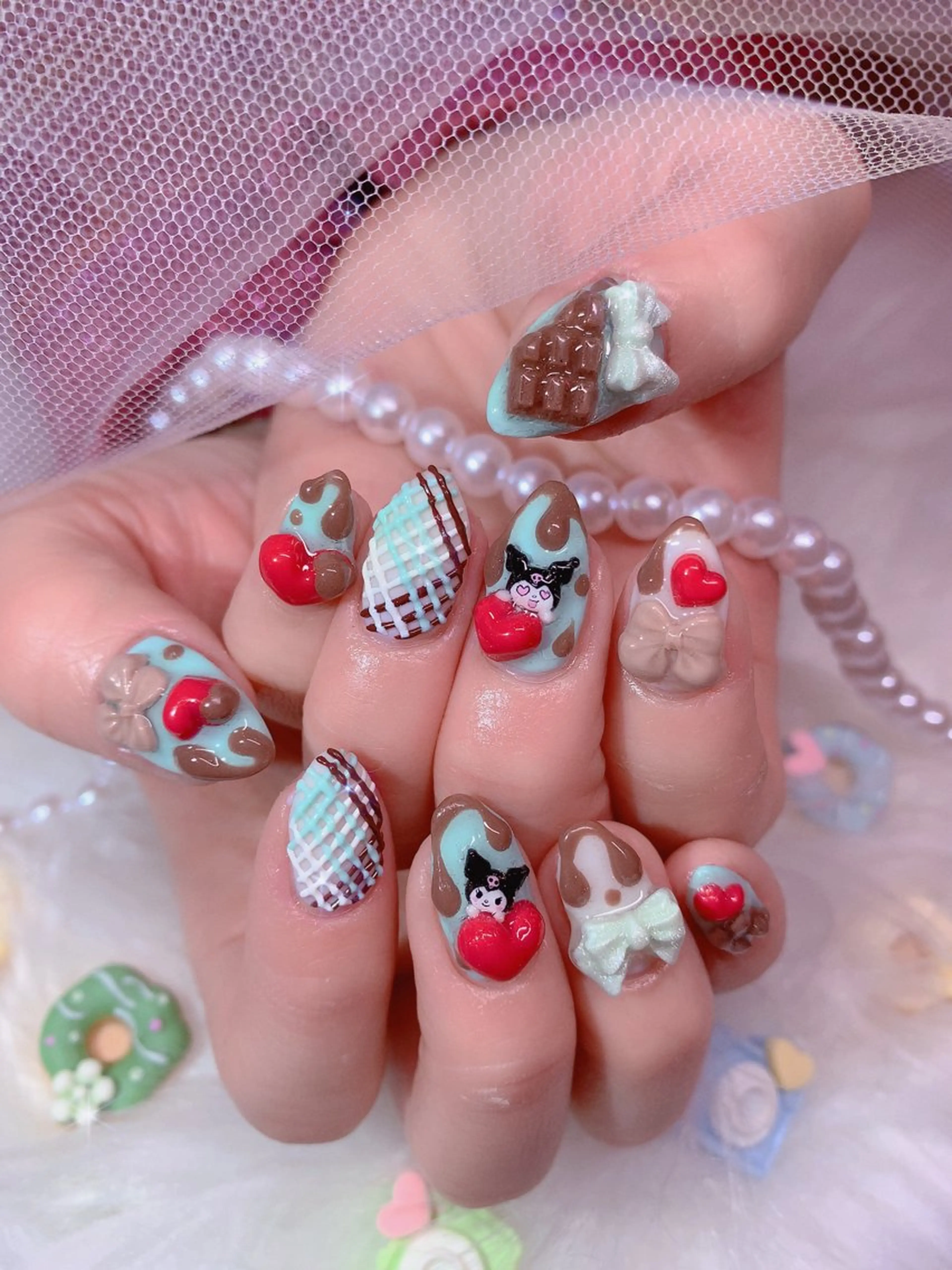 ネイル アートネイル キラキラネイル 持ち込み ぷっくりネイル ストーンネイル シェアサロンLei.g(レイジー)所属・3Dアートネイル💗 都築レナのネイルデザイン
