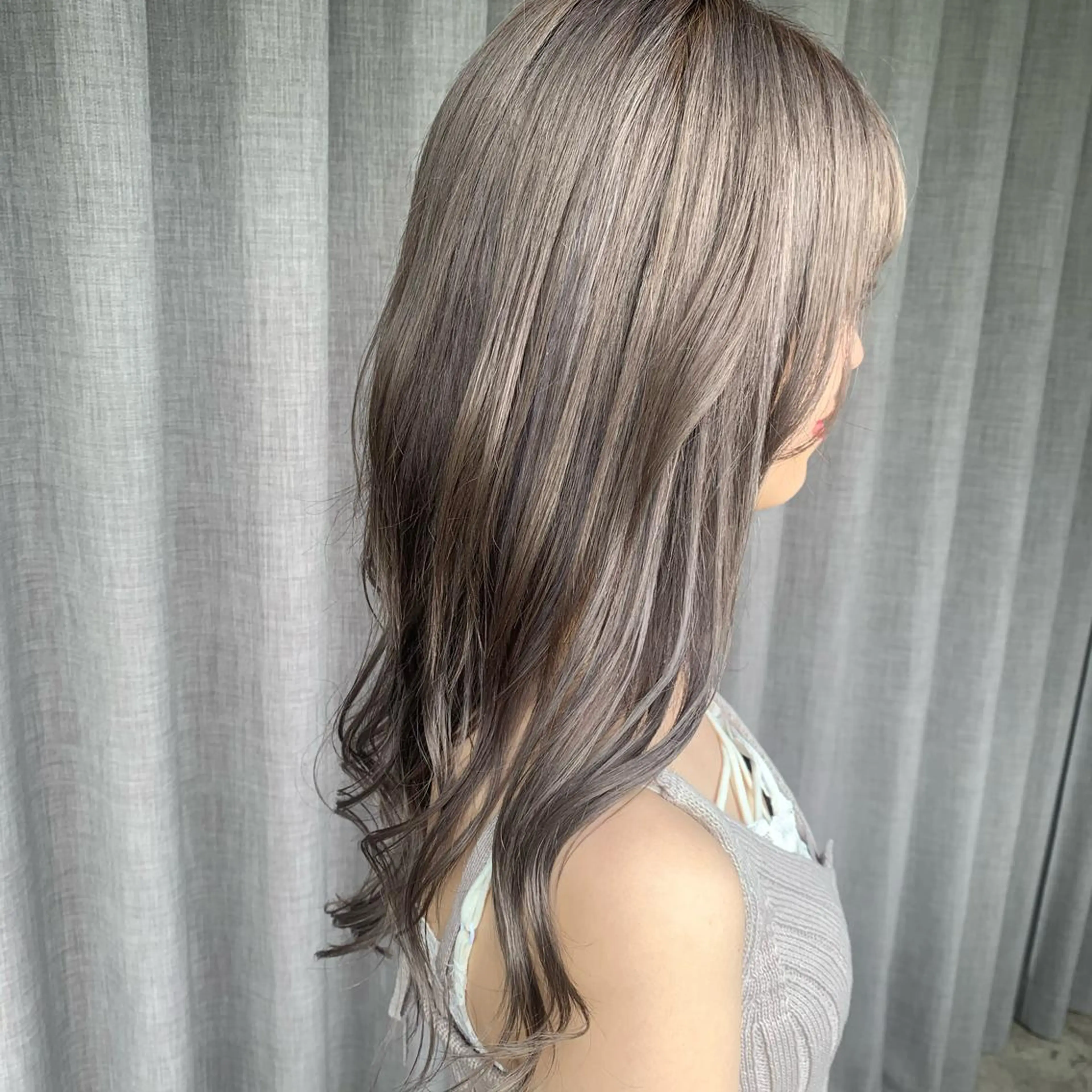 セミロング ヘアカラー トリートメント etore 矢場町 南沙希のヘアスタイル