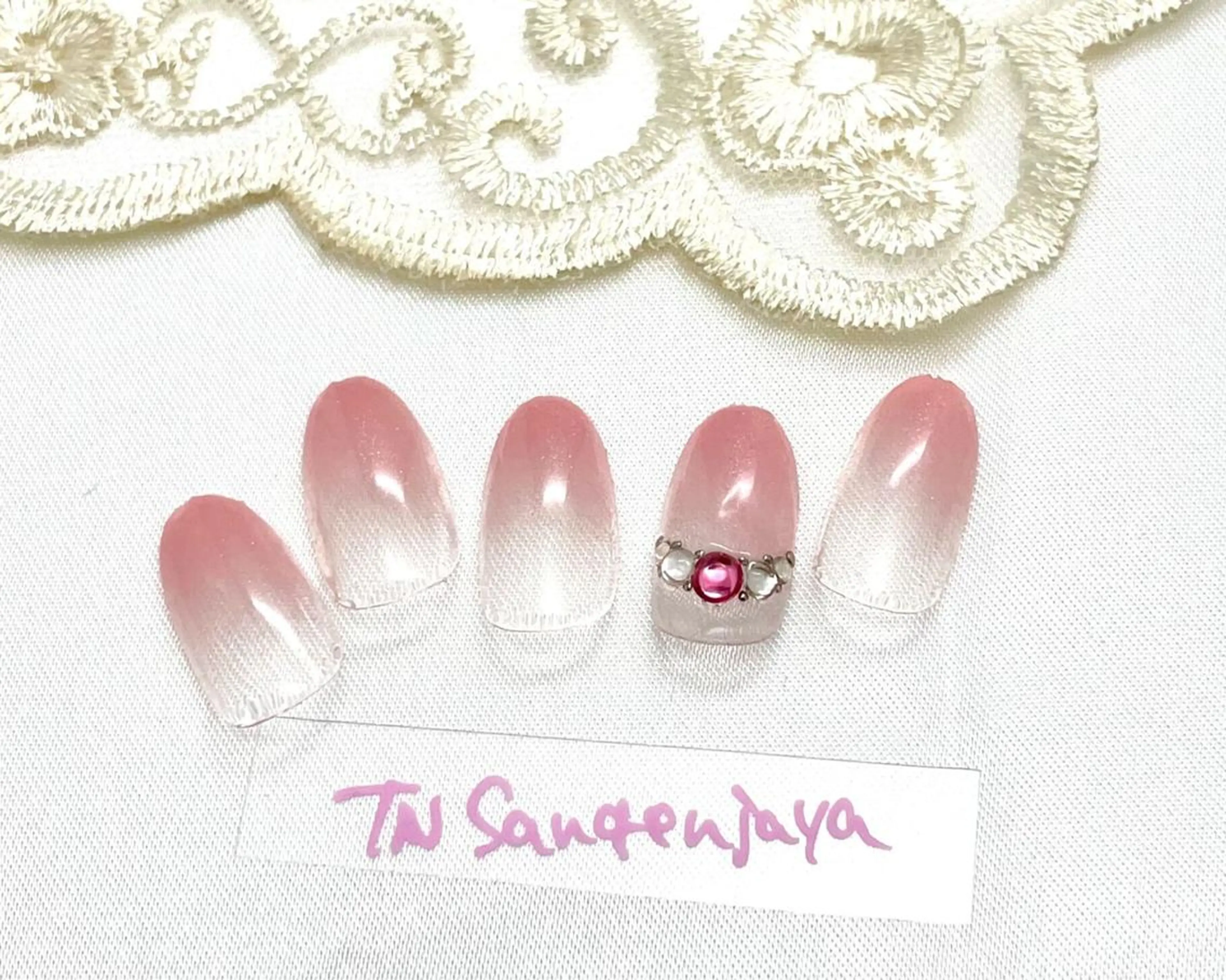 ネイル 長さ出し ジェルネイル ハードジェル オフィスネイル スカルプネイル ハンドネイル 澤田 美幸のネイルデザイン