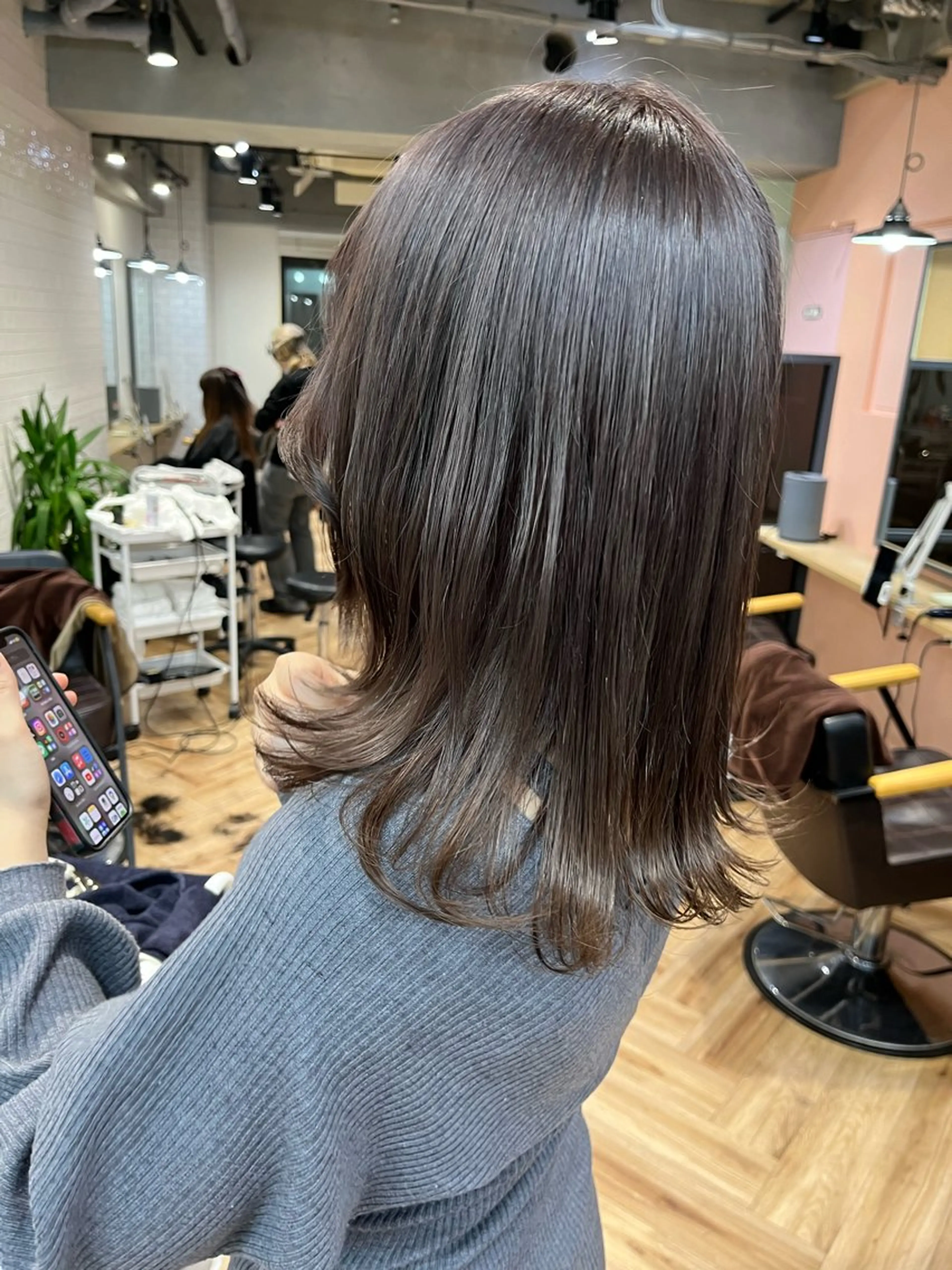 ロング カラー 榎本 姫那乃のヘアスタイル