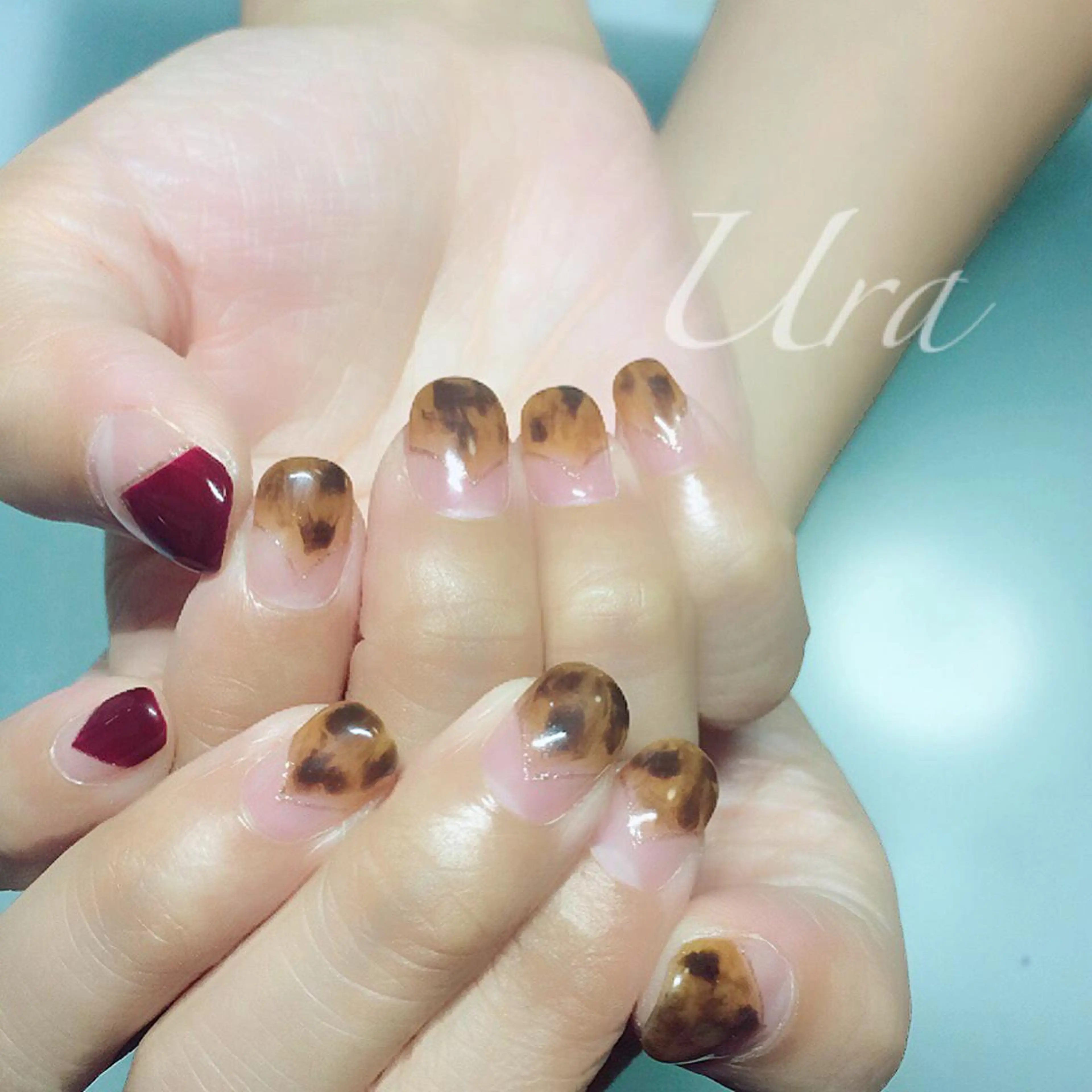 ネイル べっ甲ネイル UrakoNail 《nail》のネイルデザイン