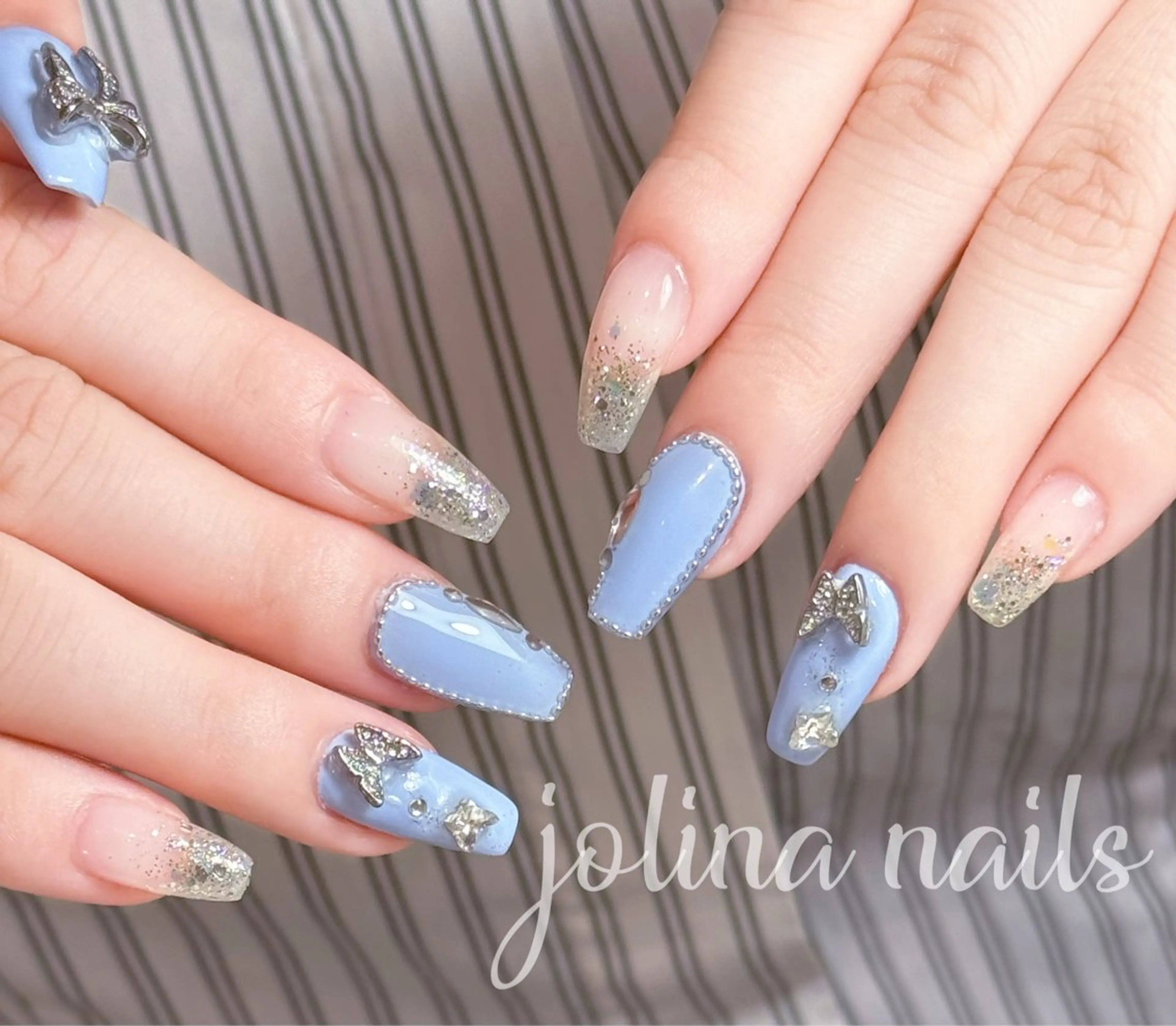 ネイル グラデーション ラメ(グリッター) ラメグラデーション ワンカラーネイル ワンホンネイル ハンドネイル jolina nails鶴見店のネイルデザイン