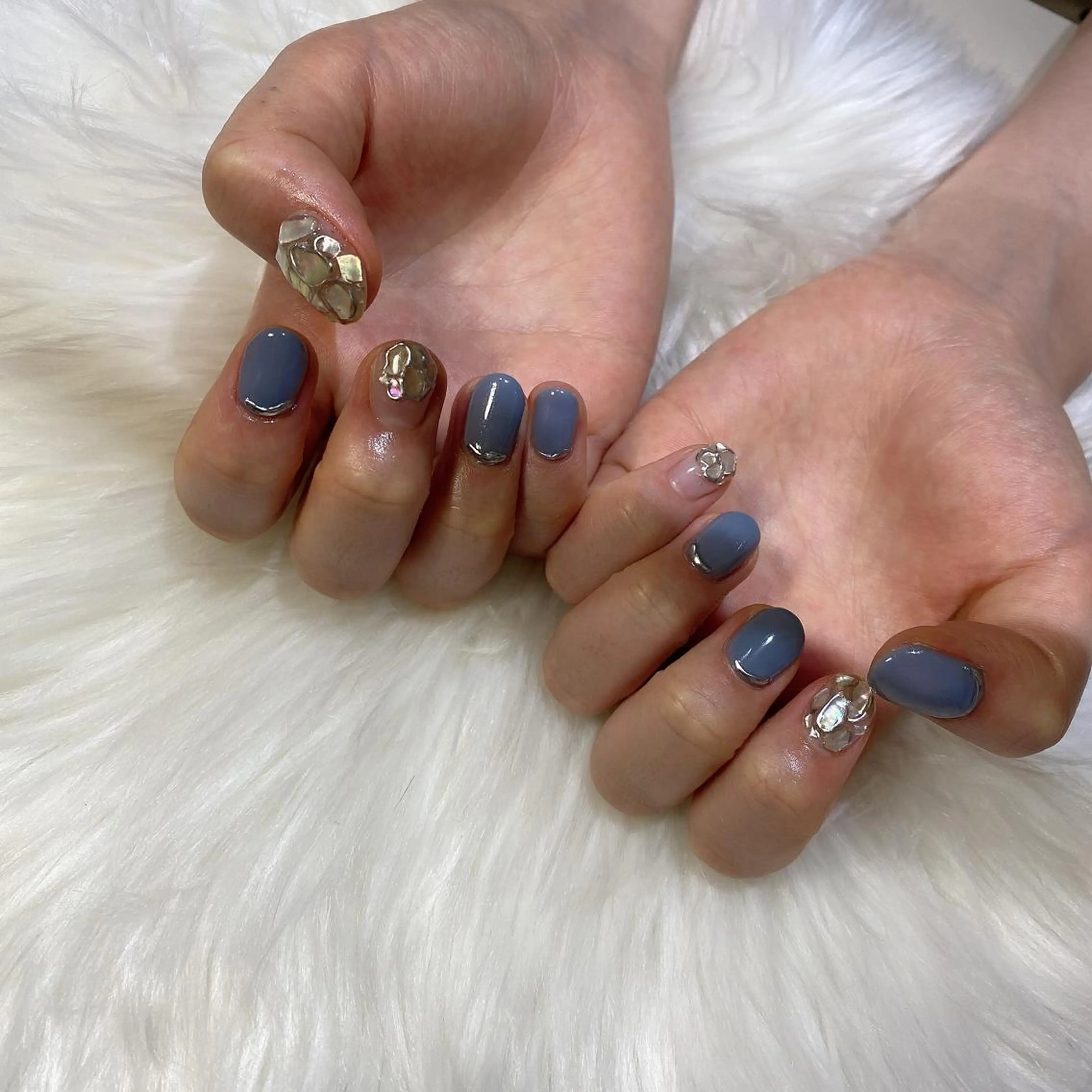 ネイル ハンドネイル 西岡 杏のネイルデザイン