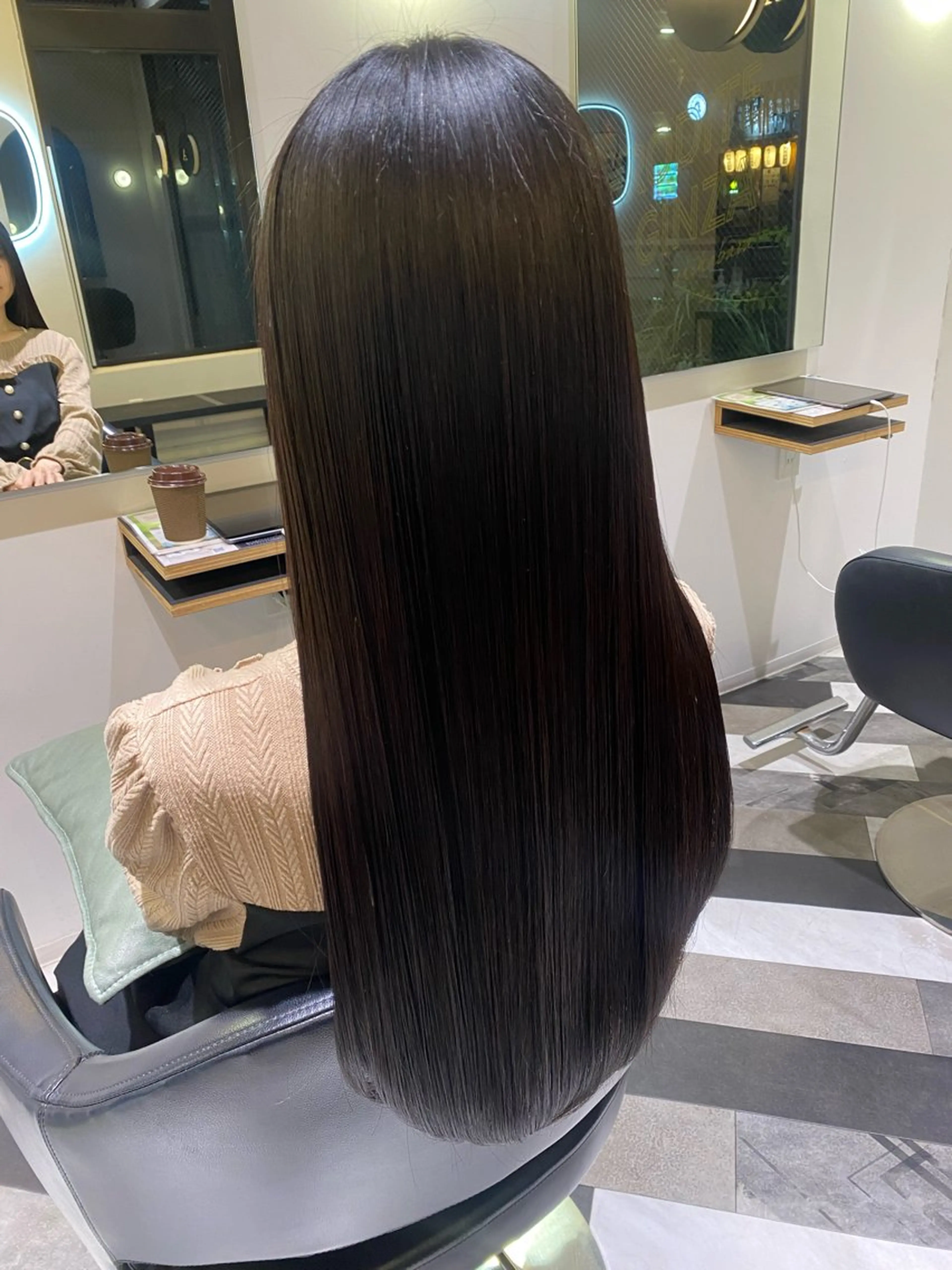 ロング トリートメント 貴方に似合うを見つけ ます🌱市川リョウカのヘアスタイル
