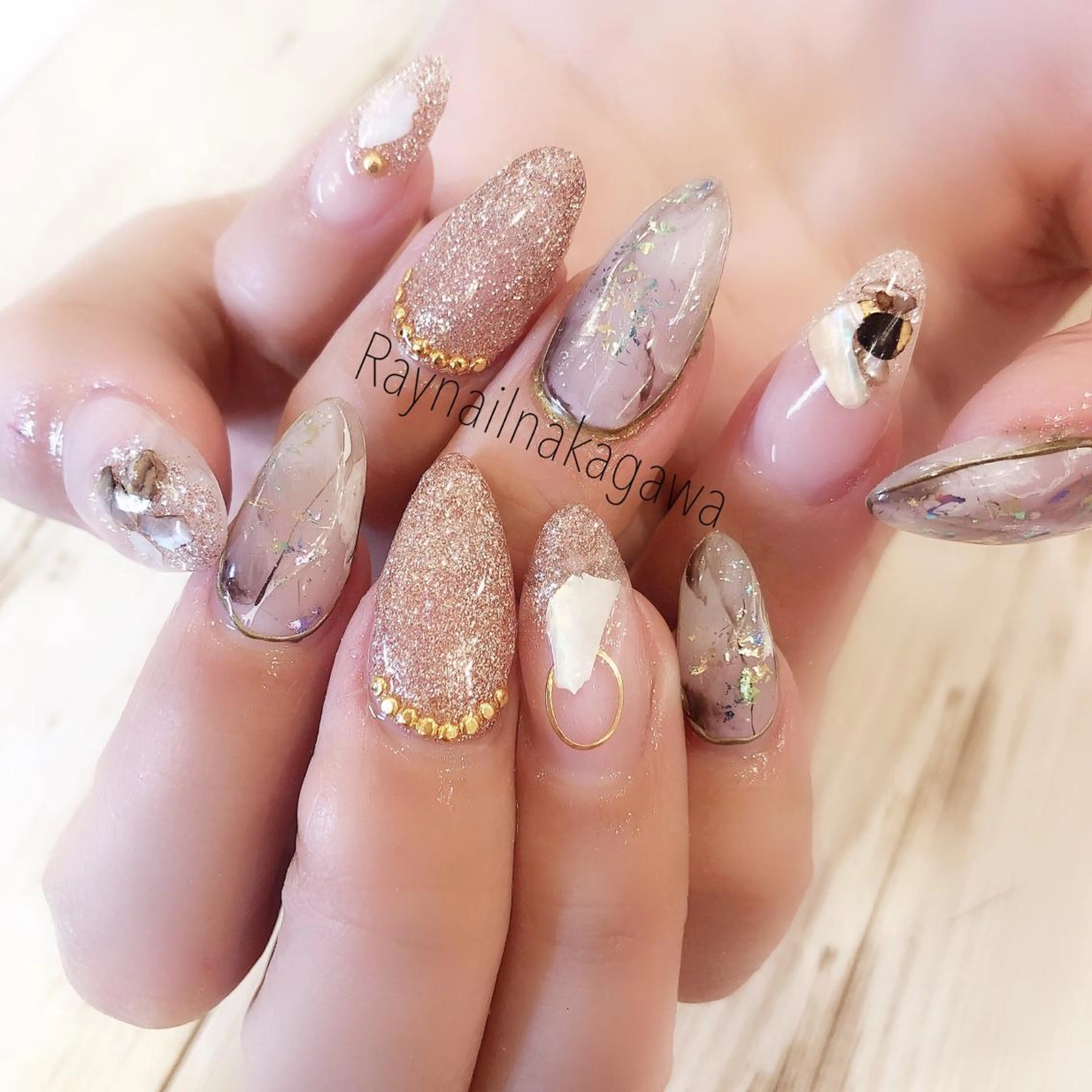 ネイル nailstudio ′ecole所属・nailstudio ′ecoleのネイルデザイン