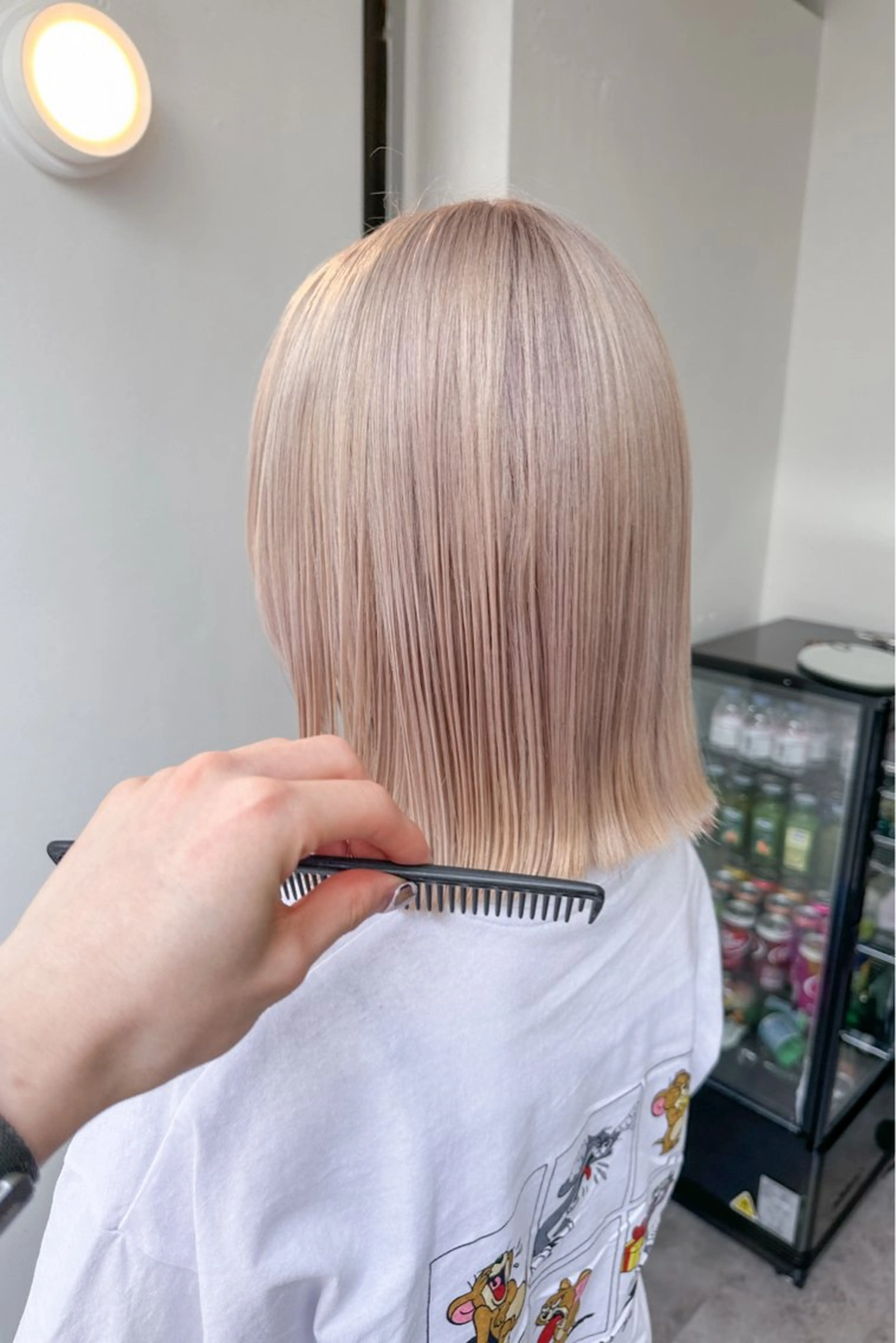 ミディアム カラー ベージュカラー ホワイトベージュ kyon.hair 韓国カットカラーのヘアスタイル